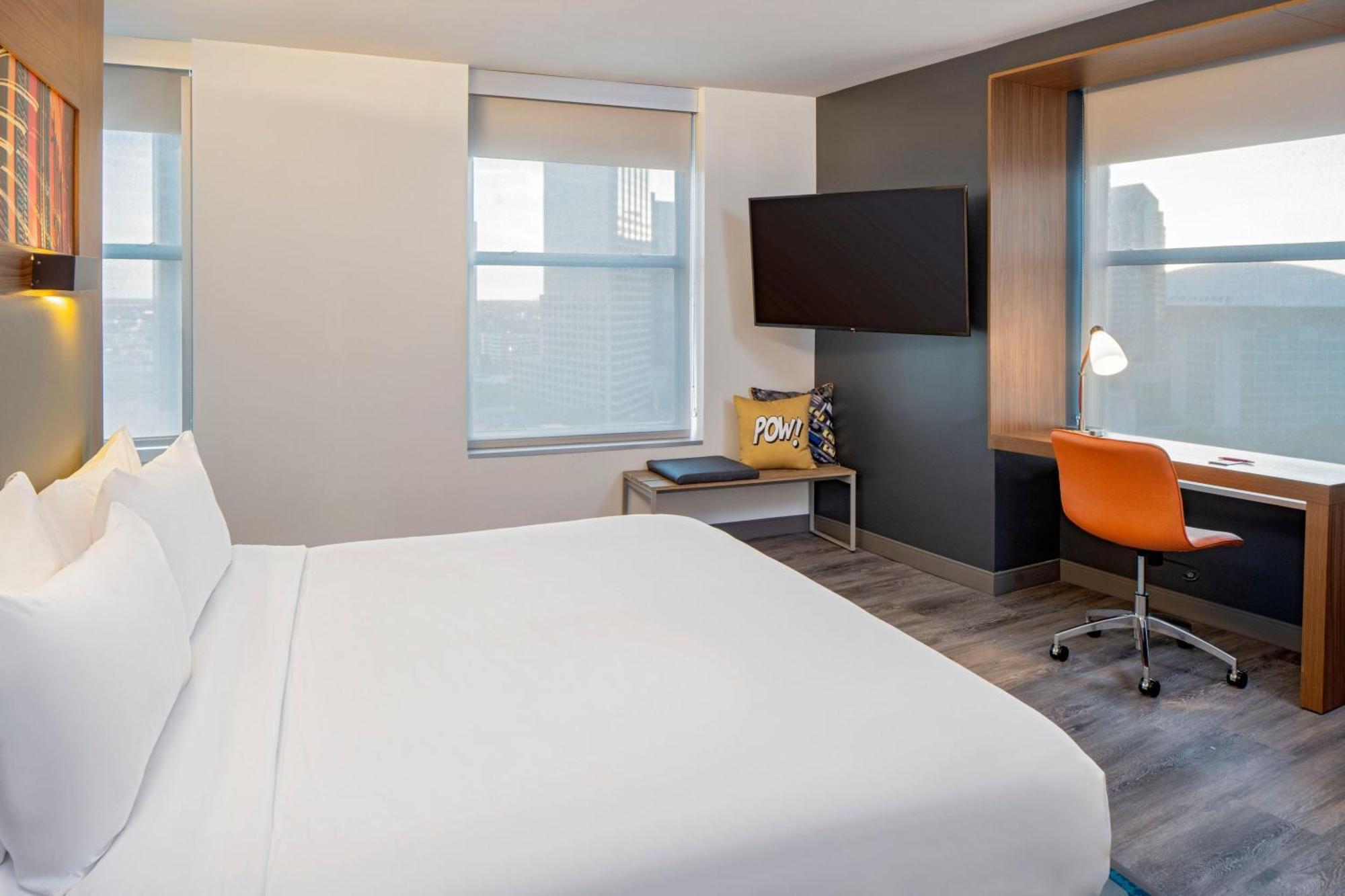 Aloft Downtown Hotel 3*