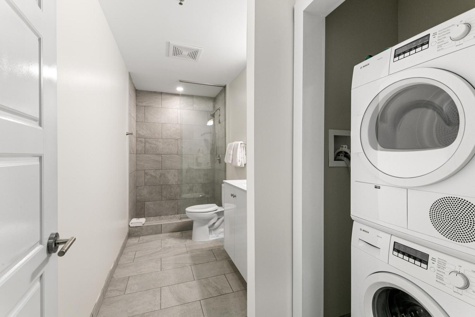 Apartment Downtown Delight 4br 2bath Luxury