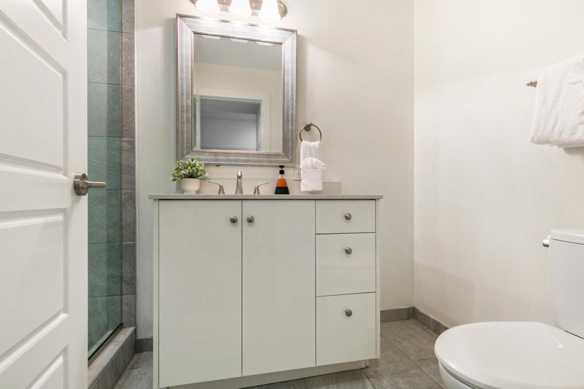 Nola's Finest: 4-bedroom Luxury *