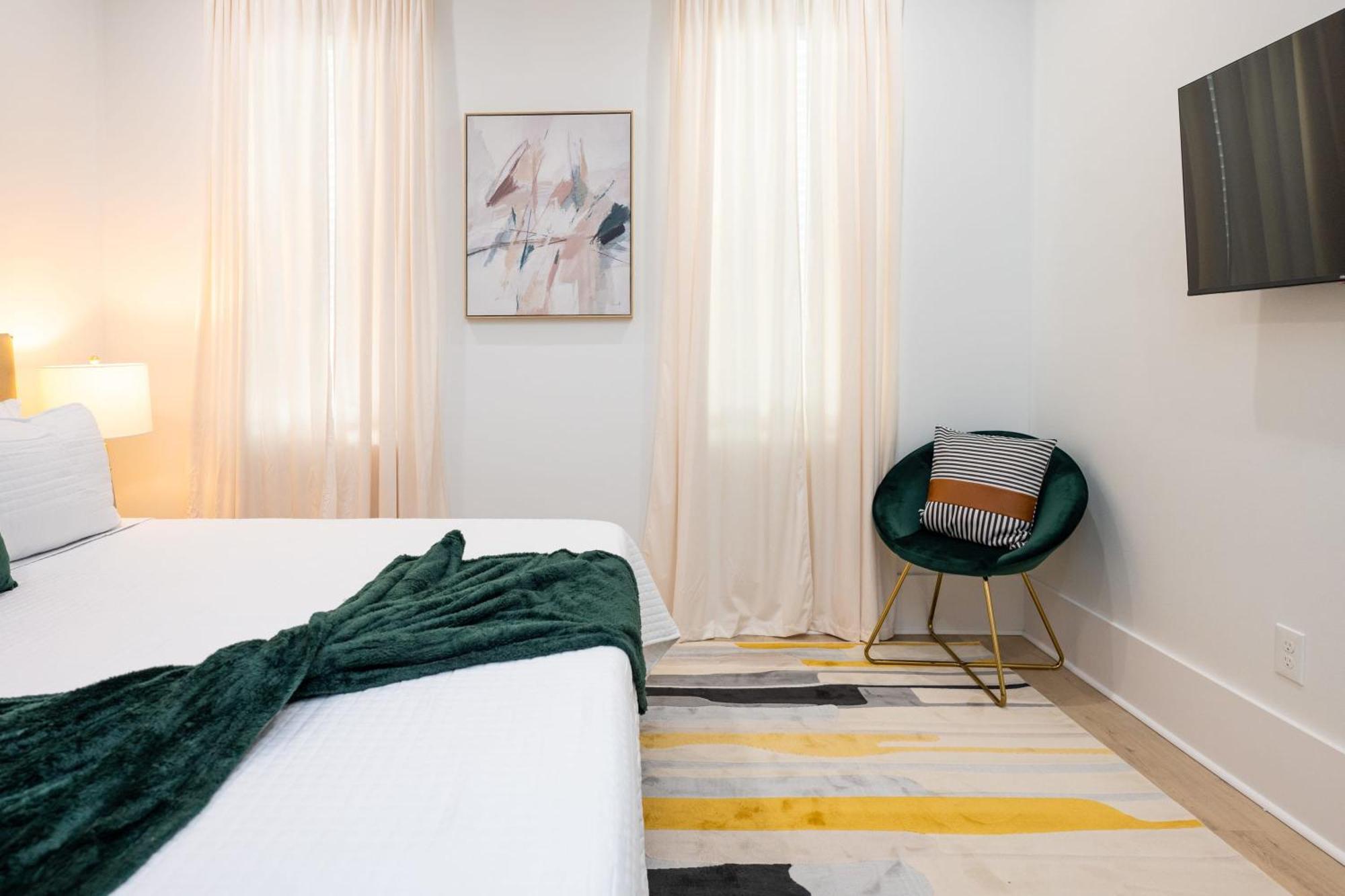 Apartment Mid-city Magic 4 *