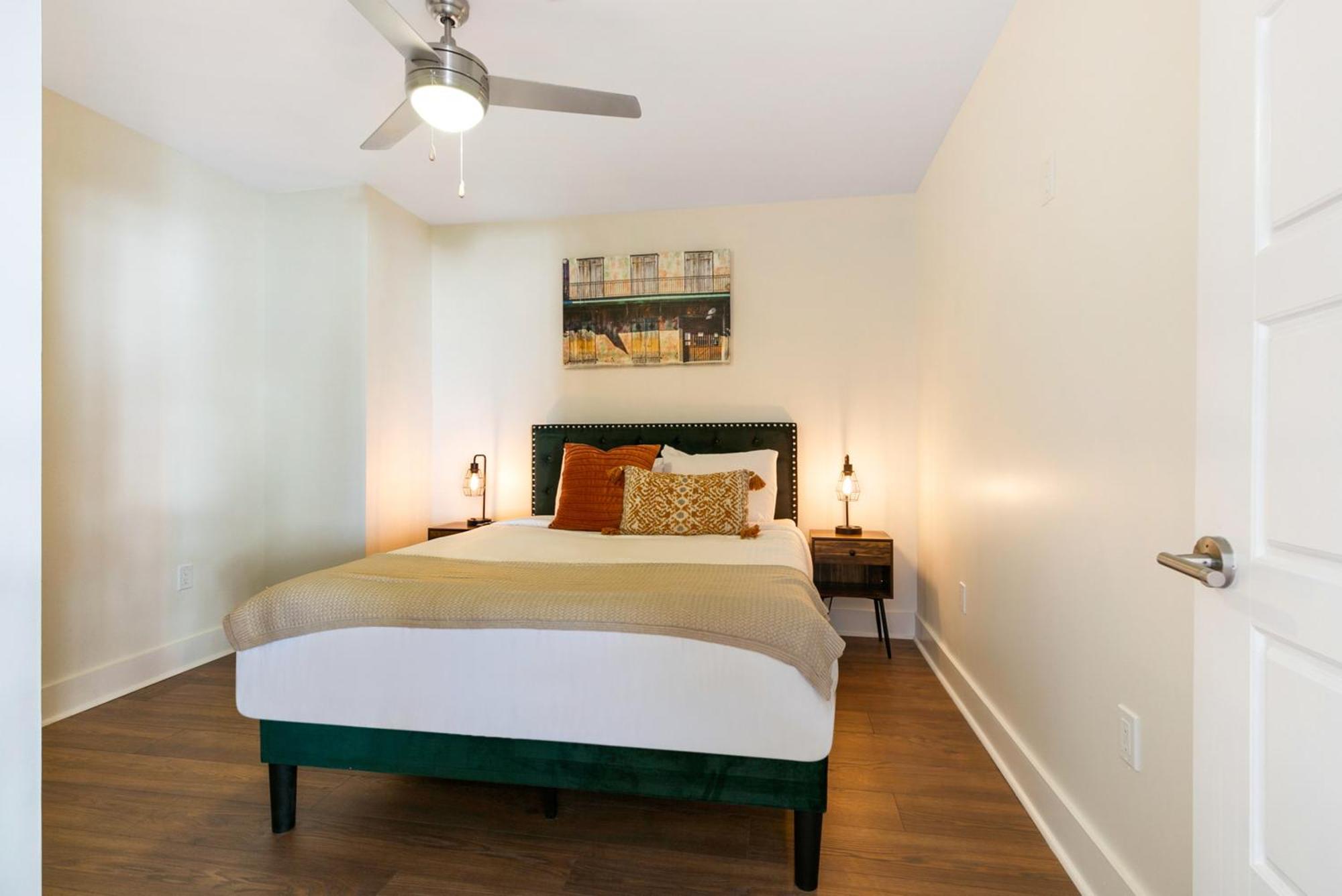 French Quarter Oasis: Spacious 4-bedroom Apartment New Orleans