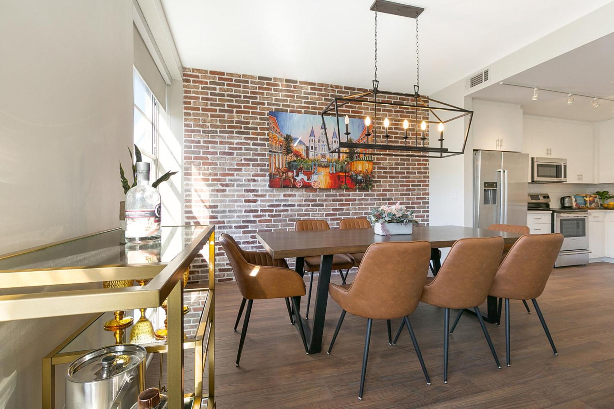 Apartment French Quarter Oasis: Spacious 4-bedroom *