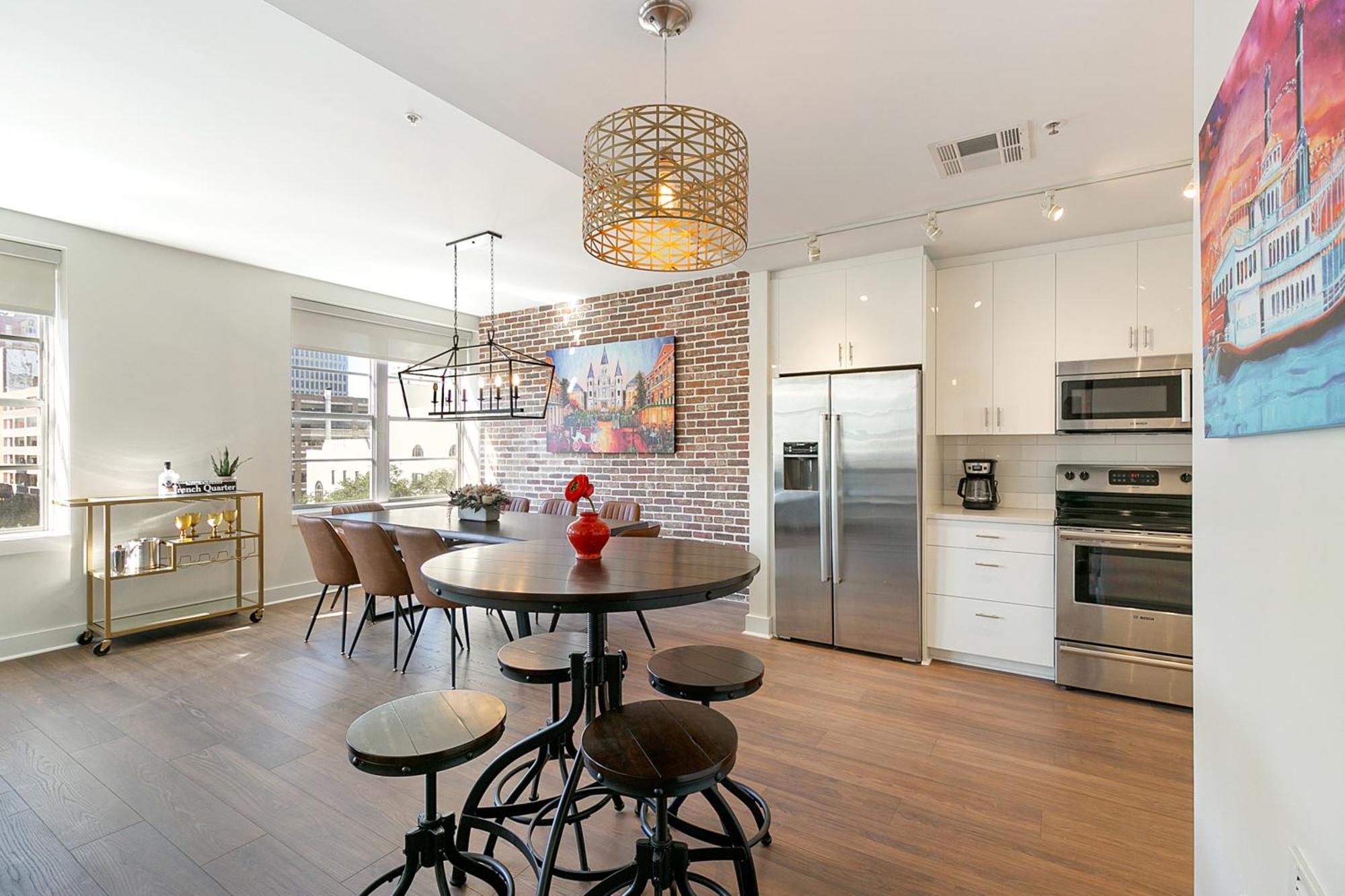 French Quarter Oasis: Spacious 4-bedroom *
