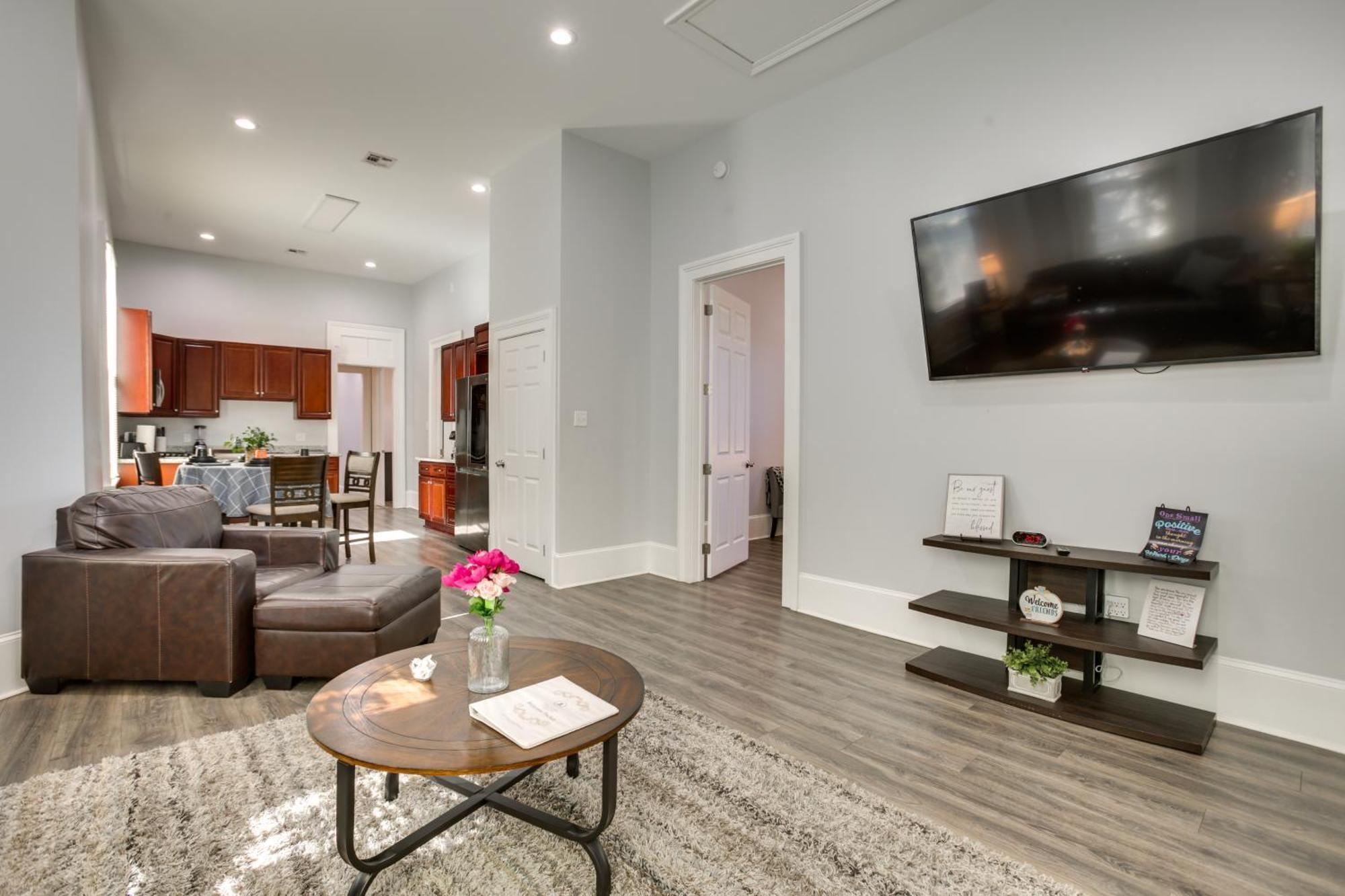 2 Mi To French Quarter Walkable Nola New Orleans