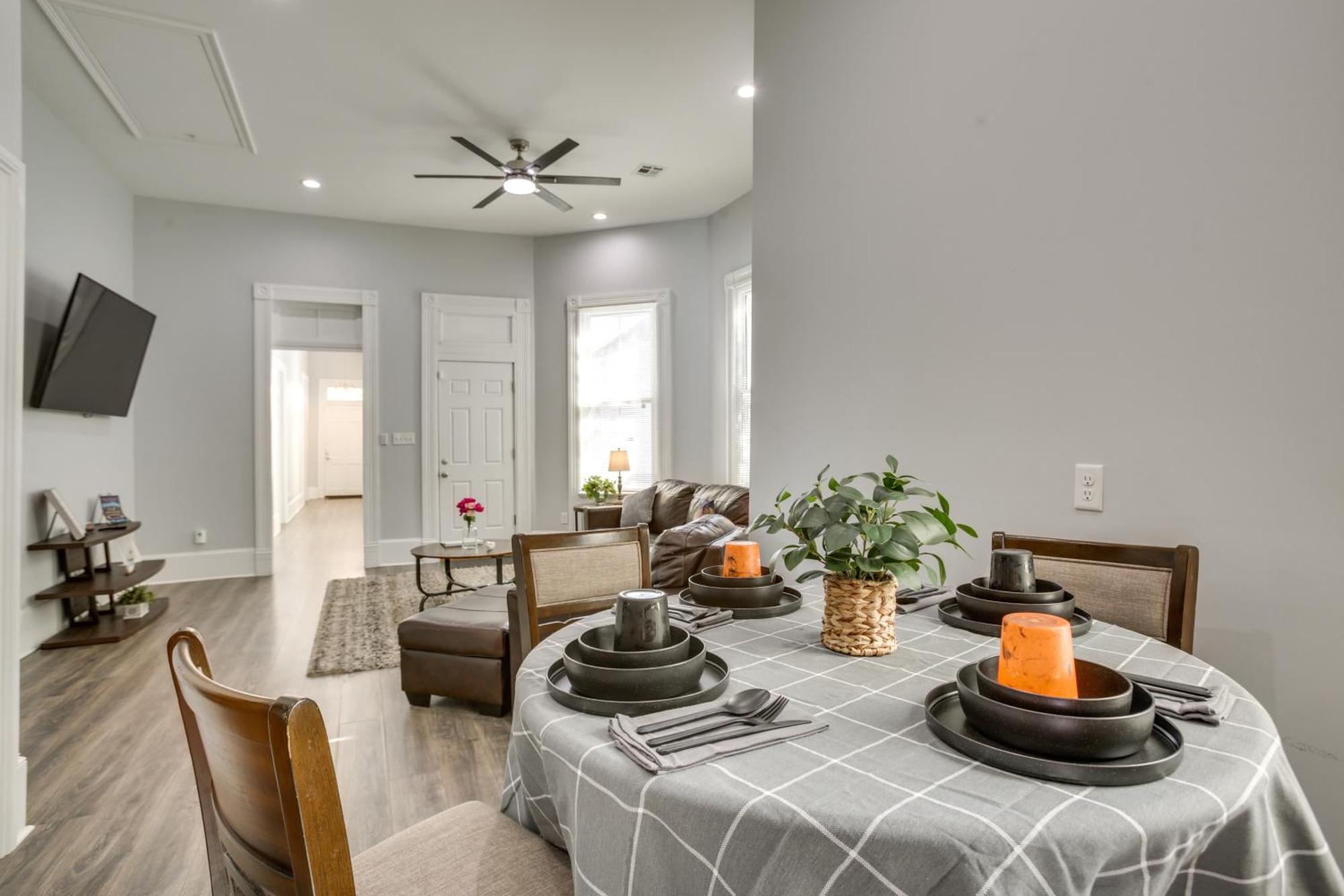 2 Mi To French Quarter Walkable Nola