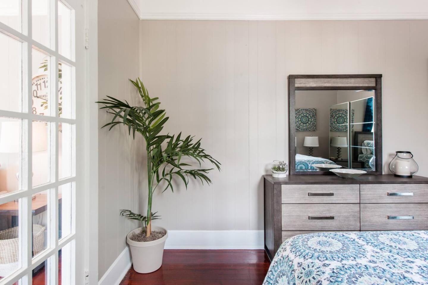 Apartment Shotgun Craftman House With Private Patio *