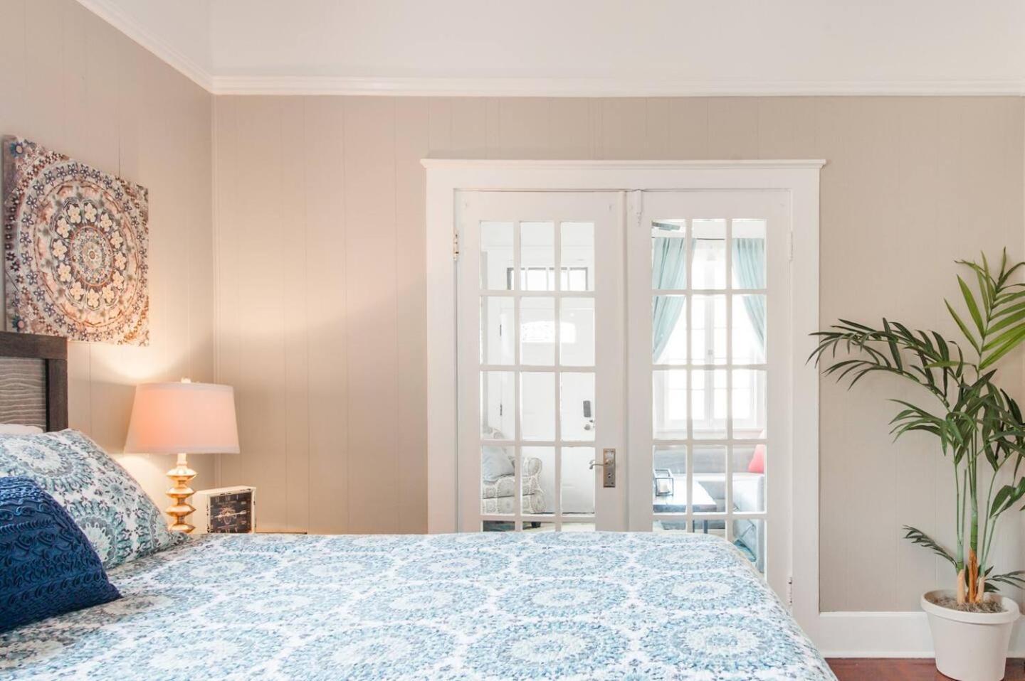Apartment Shotgun Craftman House With Private Patio New Orleans