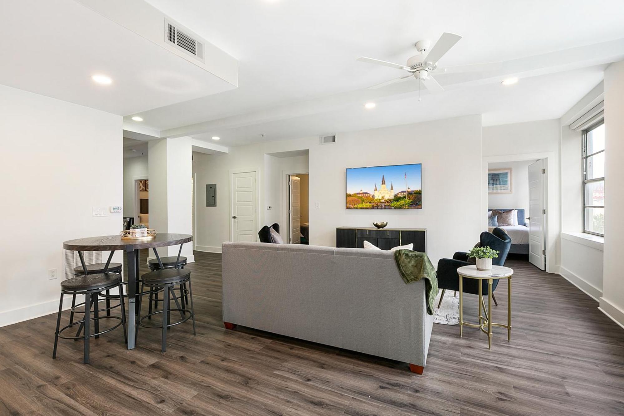 Spacious Luxury 4br Moments From French Quarter Apartment New Orleans