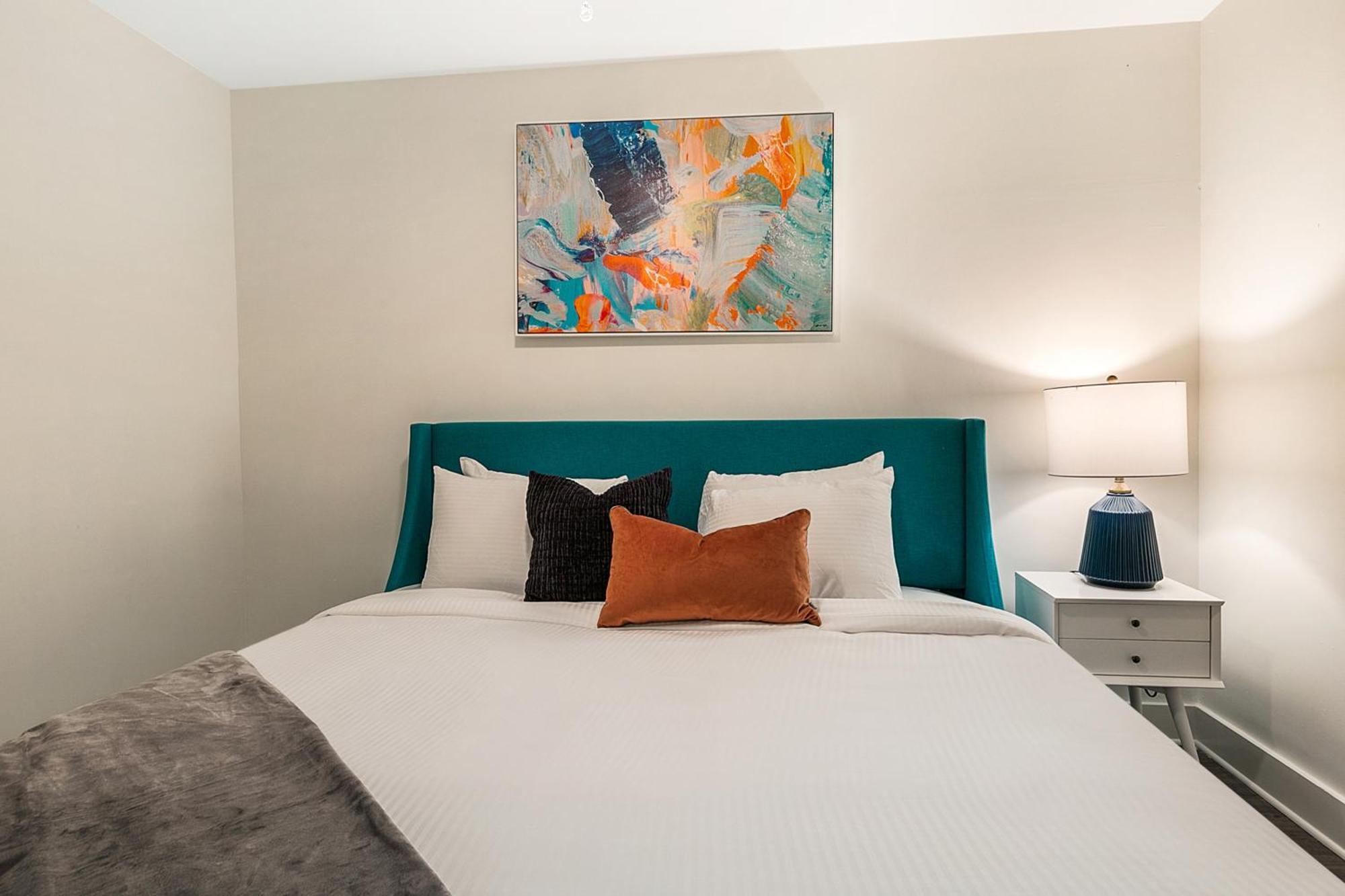 Spacious Luxury 4br Moments From French Quarter *