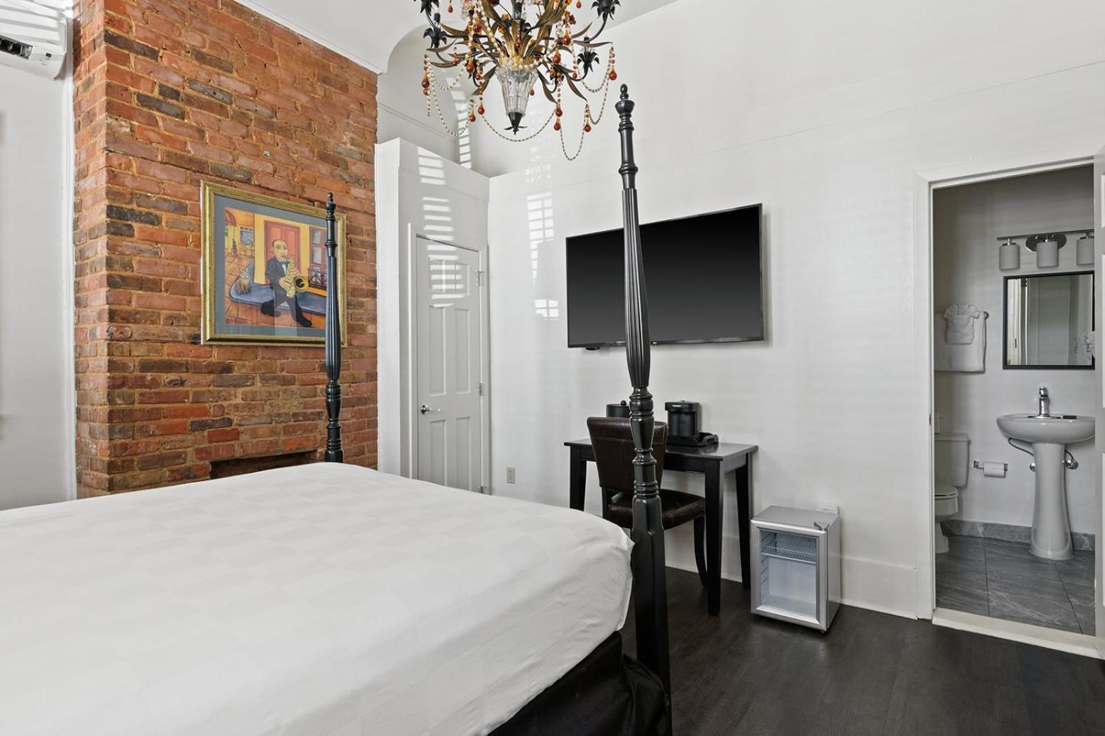 Historic Streetcar Hotel