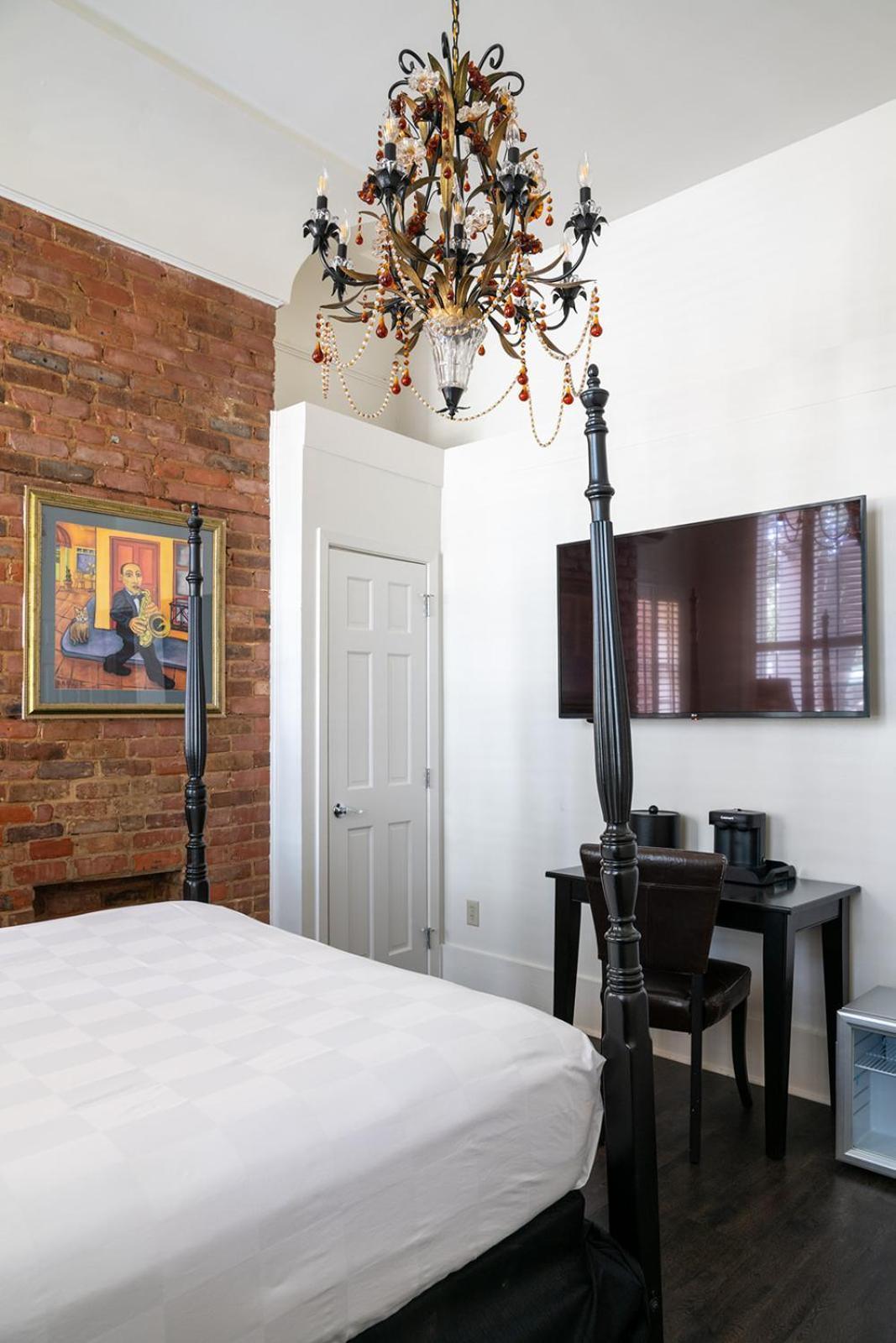 Hotel Historic Streetcar 2*