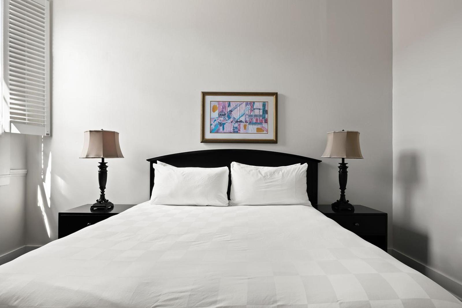 Hotel Historic Streetcar 2*