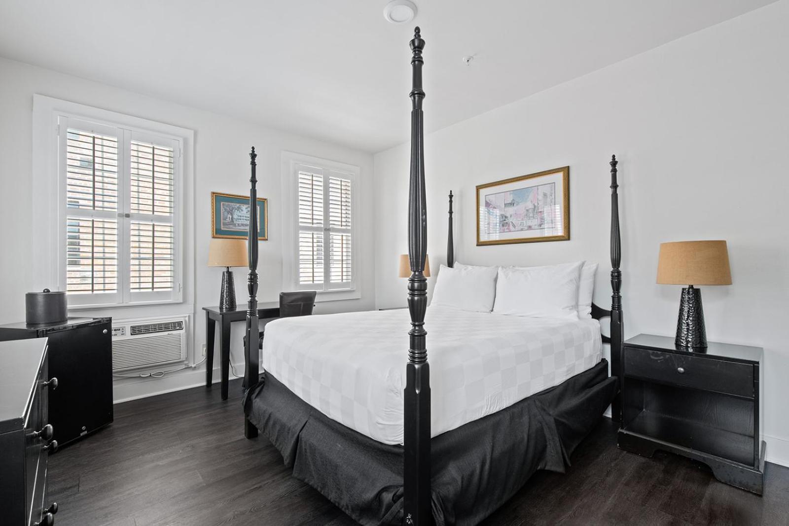Historic Streetcar Hotel 2*