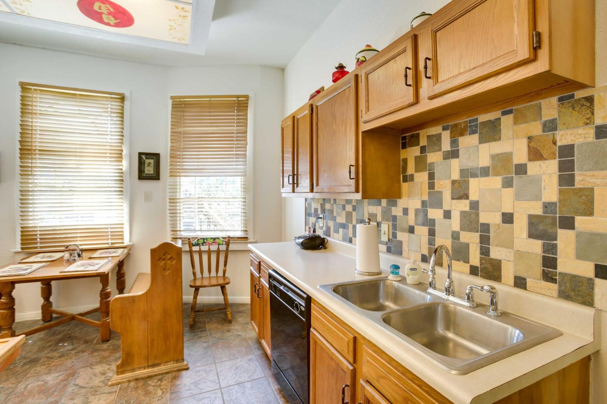 Great - 4 Miles From Downtown! * New Orleans