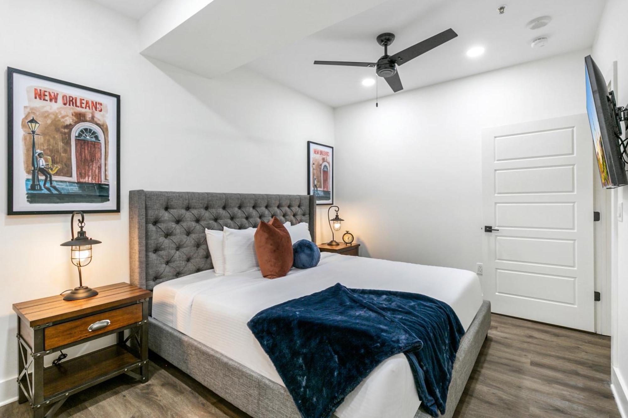 Chic 4br In California Building * New Orleans