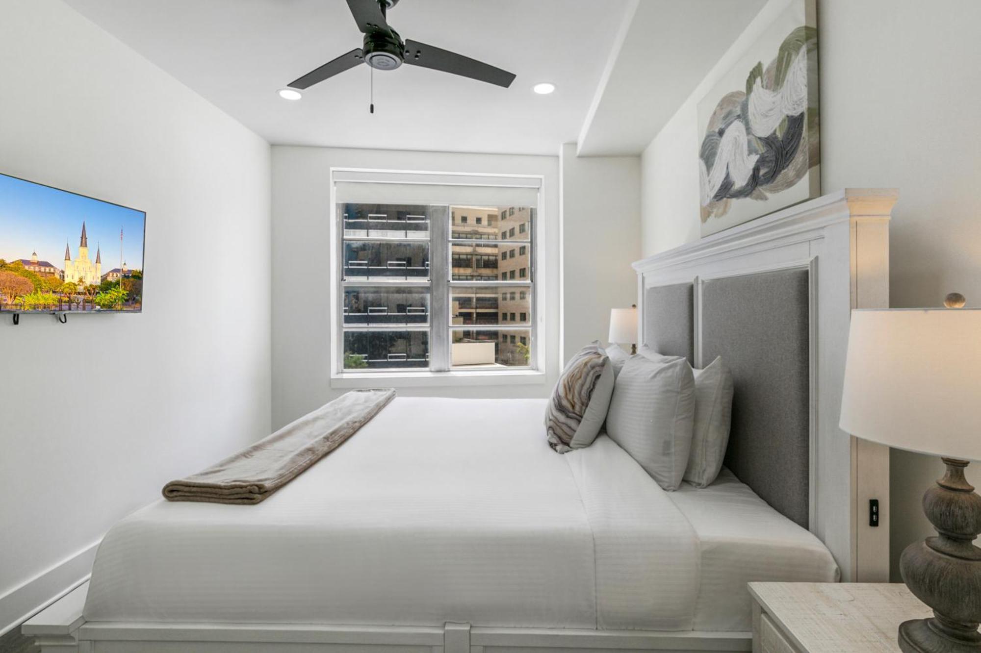 Apartment Chic 4br In California Building *