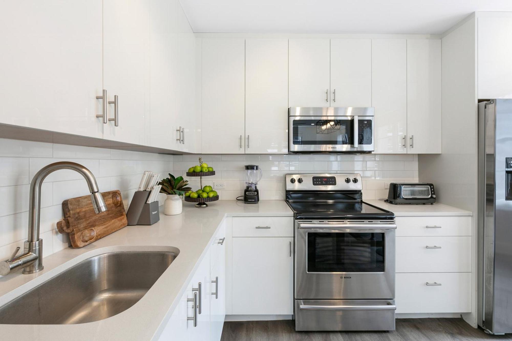 Chic 4br In California Building Apartment *