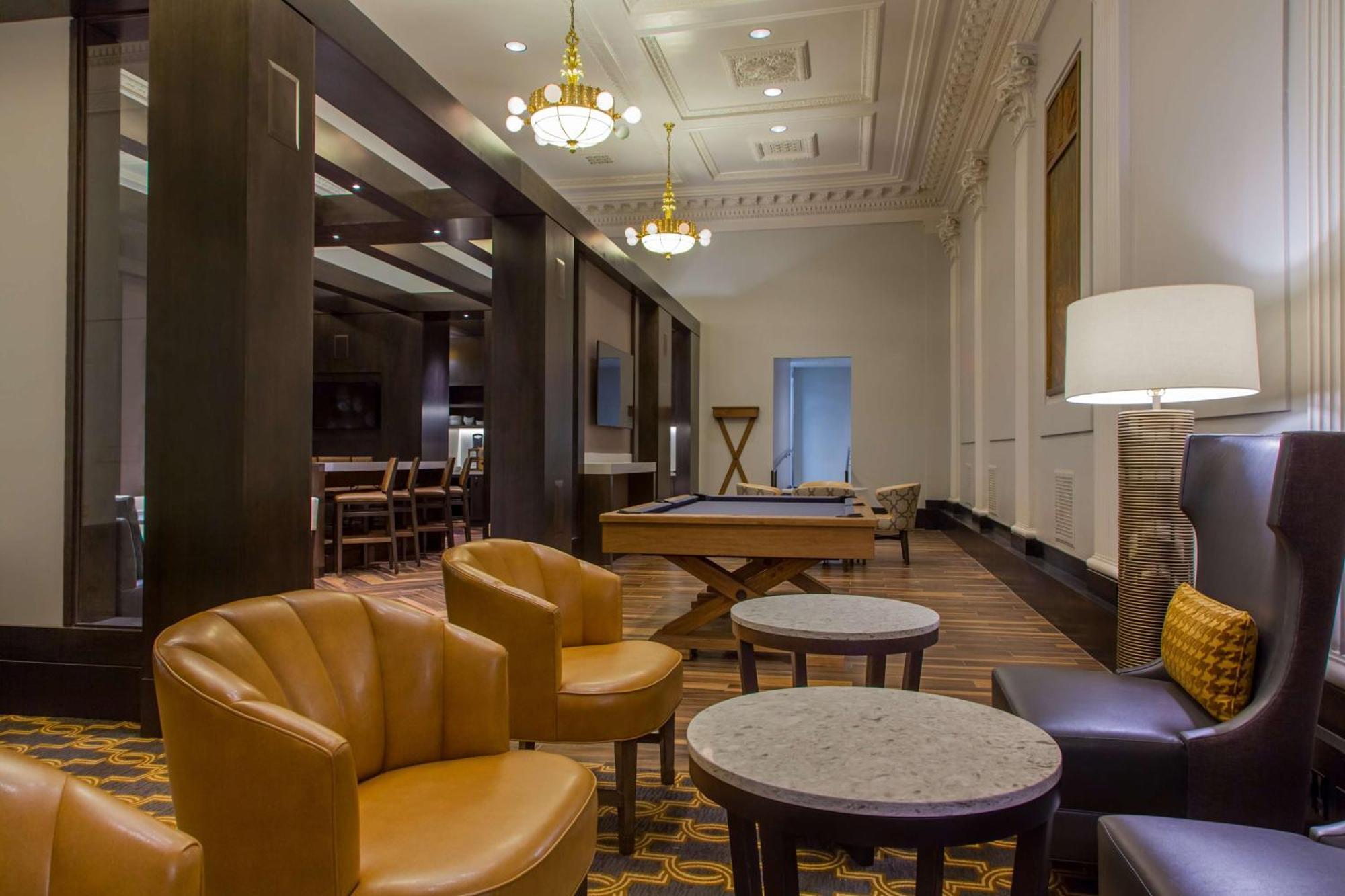 Hotel Hilton / St. Charles Avenue 4*