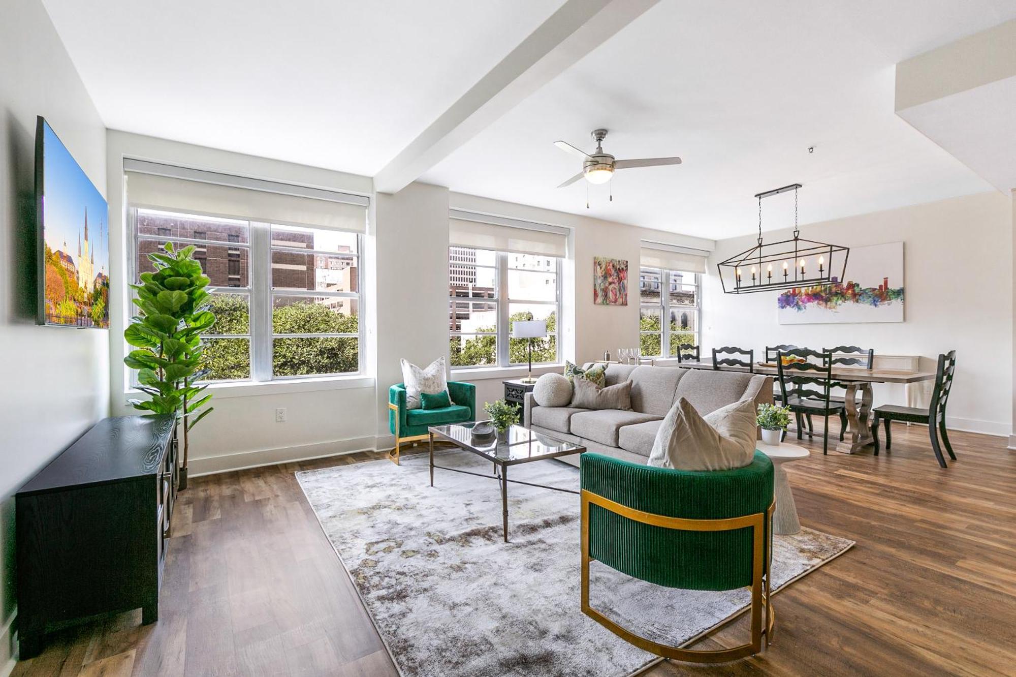 Modern & Fully Furnished In The Heart Of The Apartment