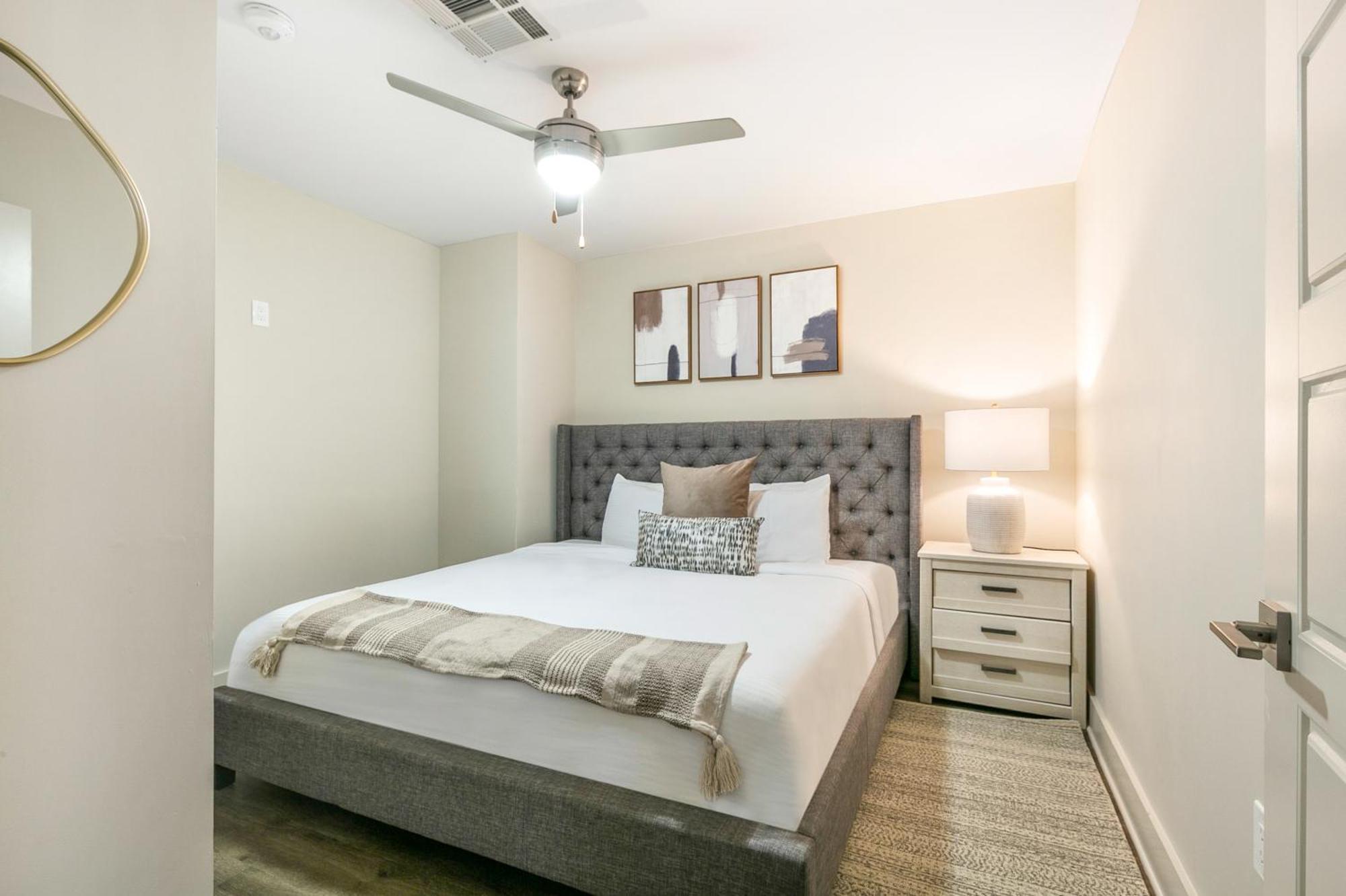 Apartment Spacious 4b Oasis Steps From French Quarter - Your Nola Dream Awaits!