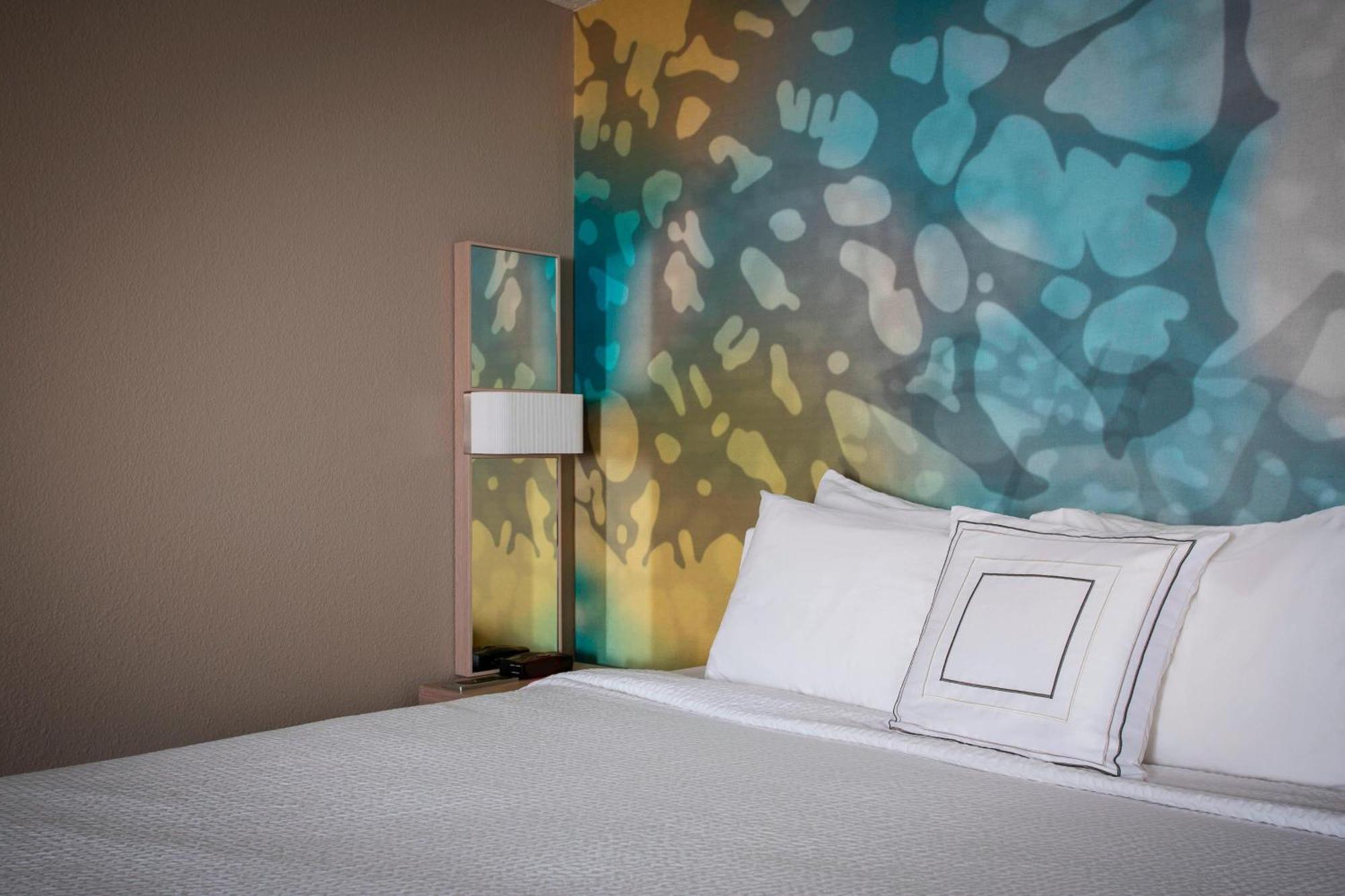 Courtyard By Marriott Warehouse Arts District Hotel 3*