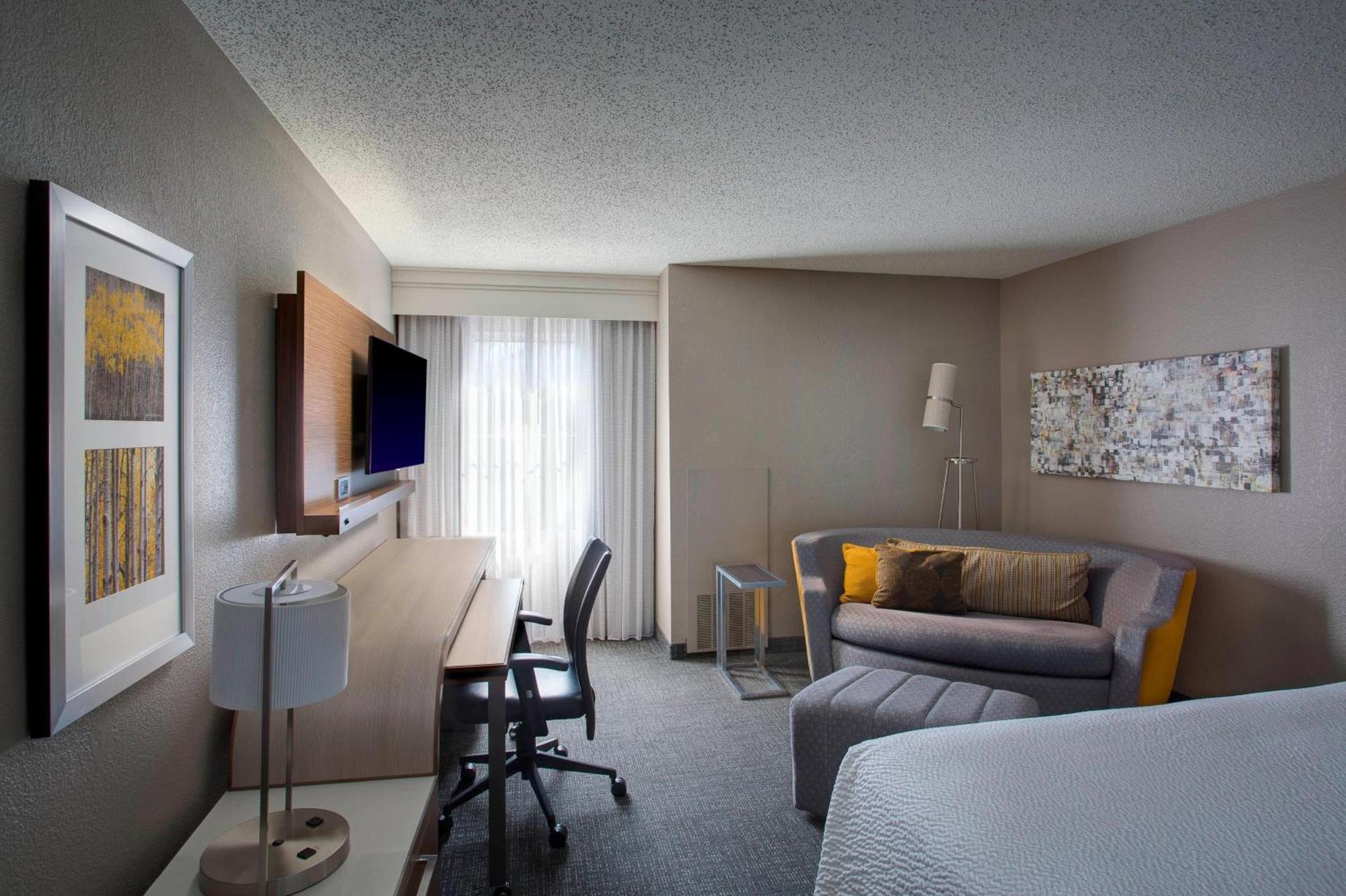 Hotel Courtyard By Marriott Warehouse Arts District