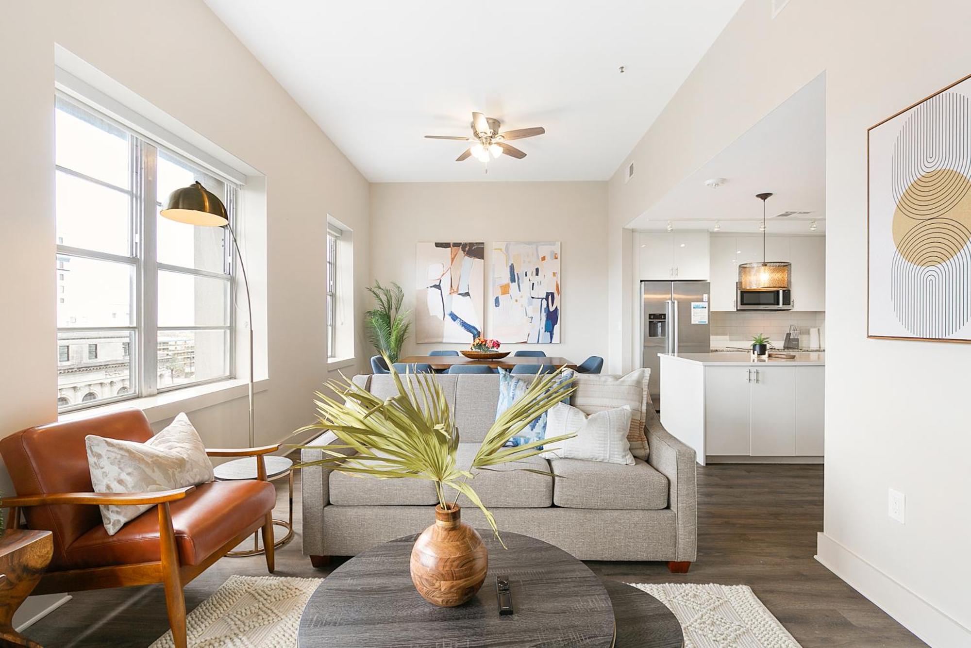 Spacious 4b Oasis Steps From French Quarter - Your Nola Dream Awaits! Apartment *