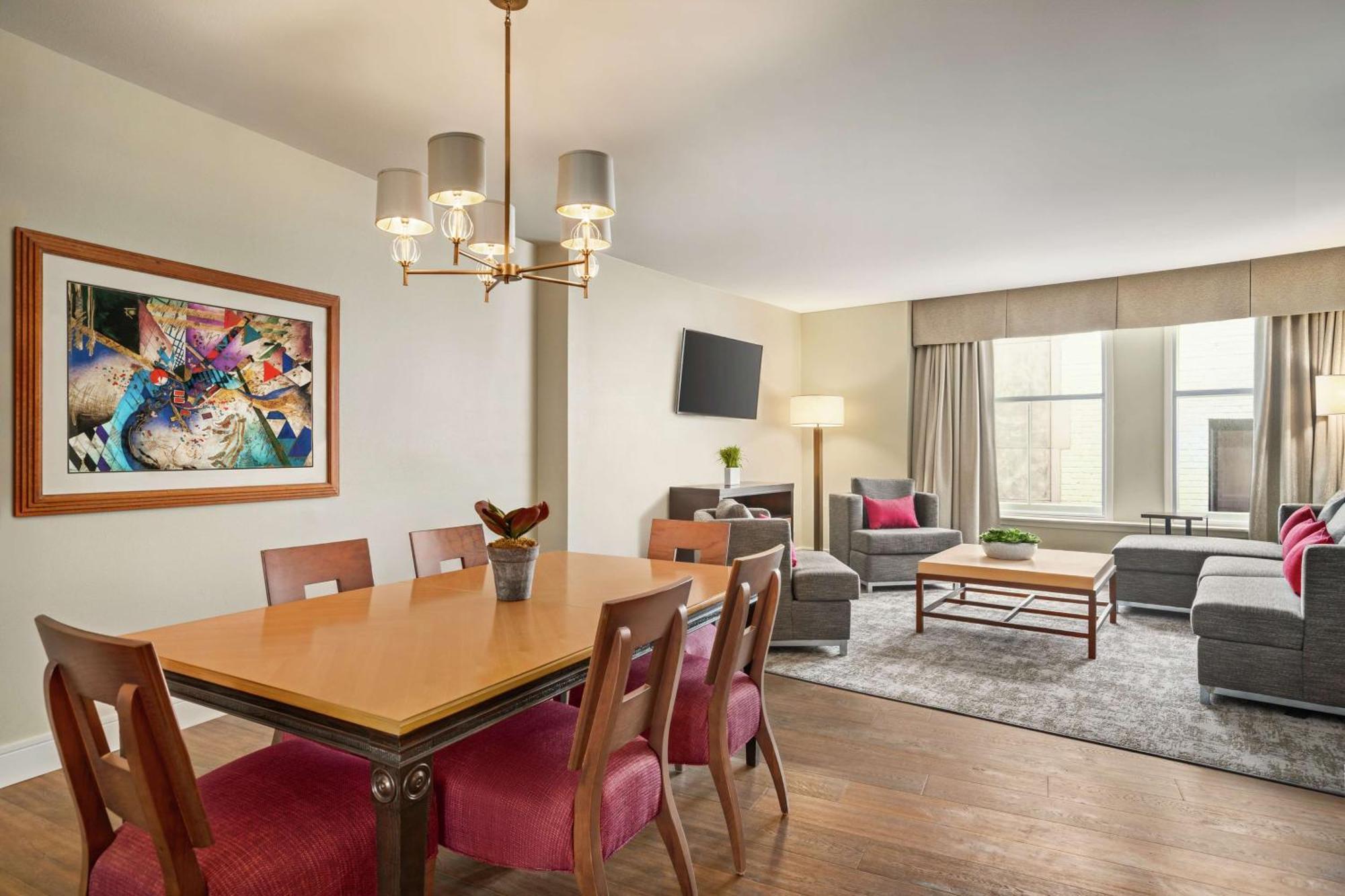Hampton Downtown / French Quarter Area 3*