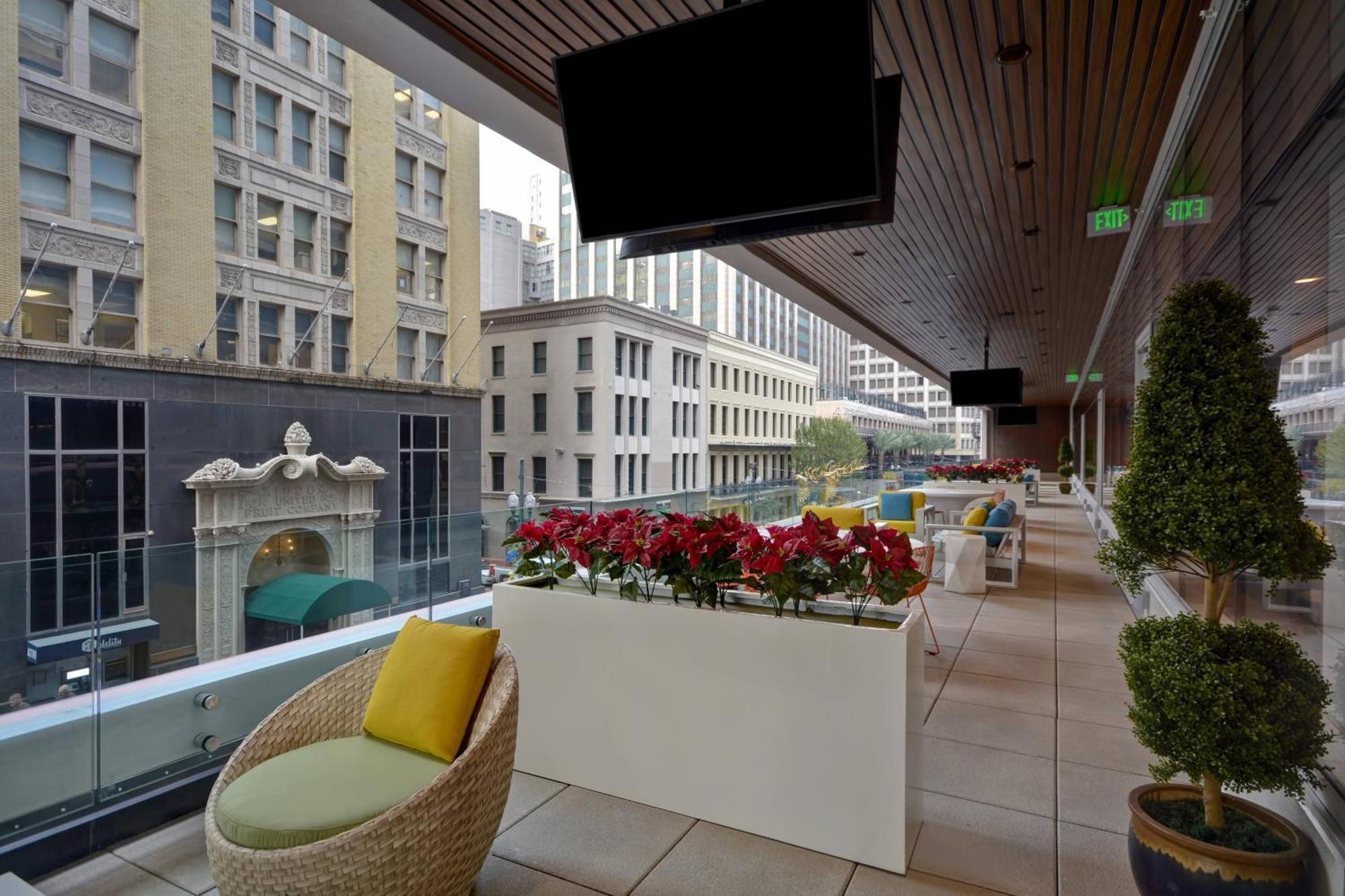 By Marriott French Quarter Area/cen B Hotel 3*