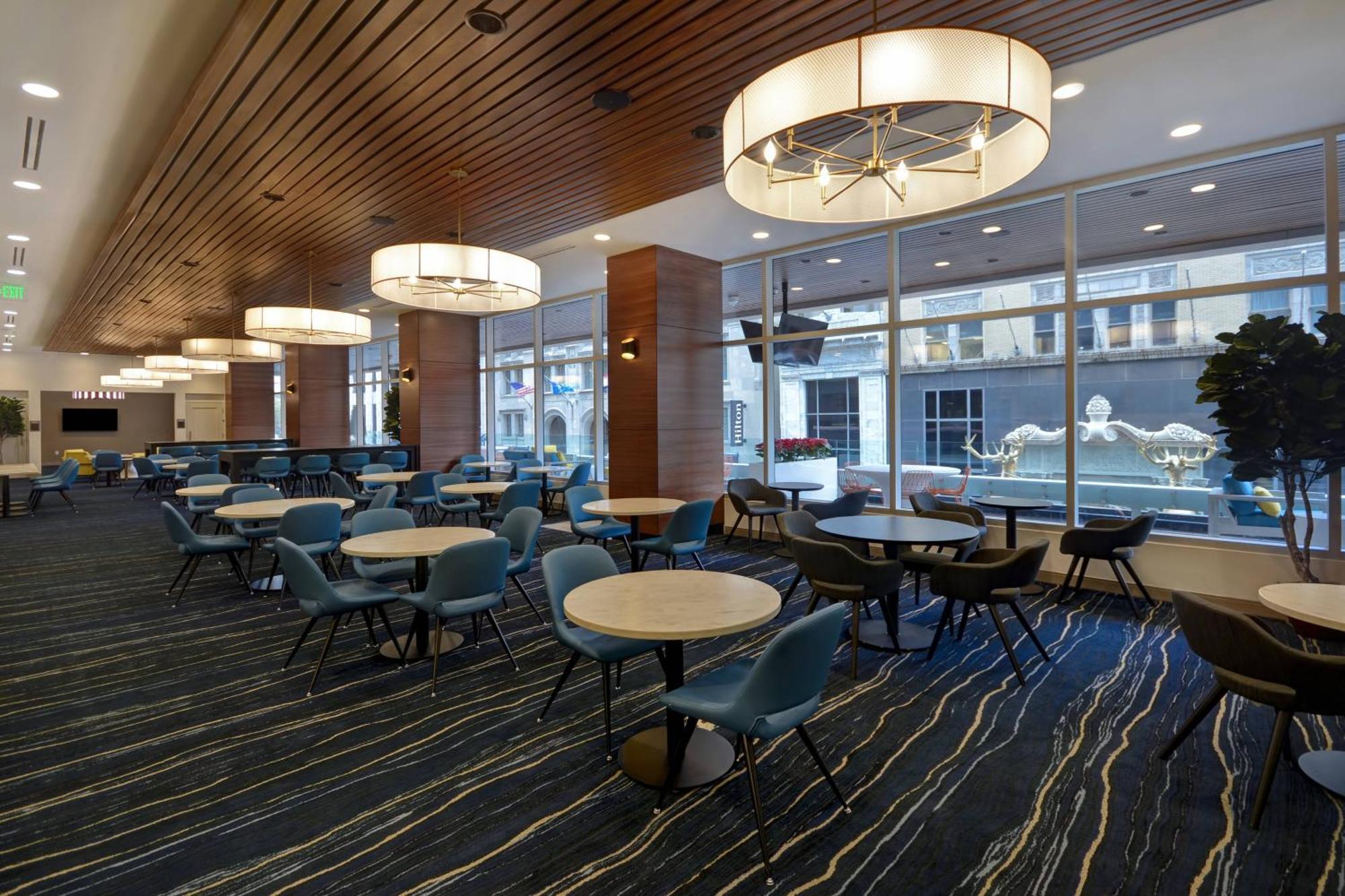 By Marriott French Quarter Area/cen B New Orleans
