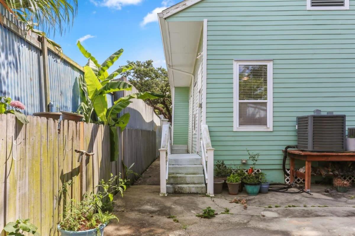 Holiday home Art Filled Sanctuary In The Heart Of Mid New Orleans