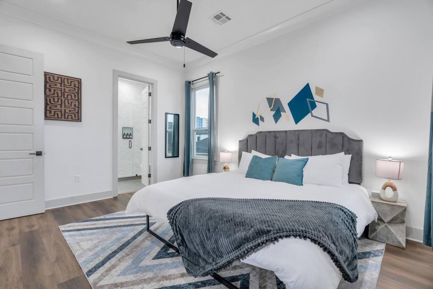 Luxe 3br Huge Backyard & Balcony, Walk To Dome New Orleans