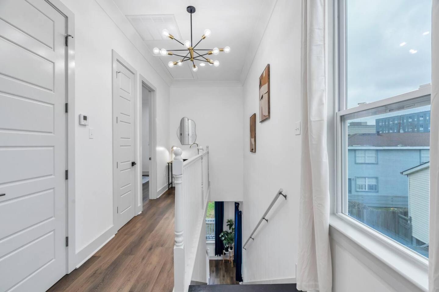 Holiday home Luxe 3br Huge Backyard & Balcony, Walk To Dome New Orleans