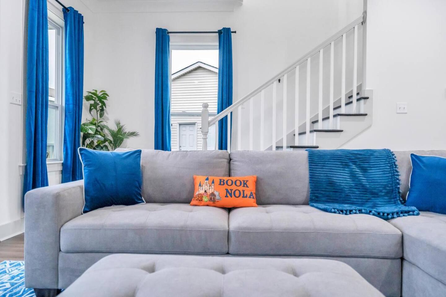 Luxe 3br Huge Backyard & Balcony, Walk To Dome *