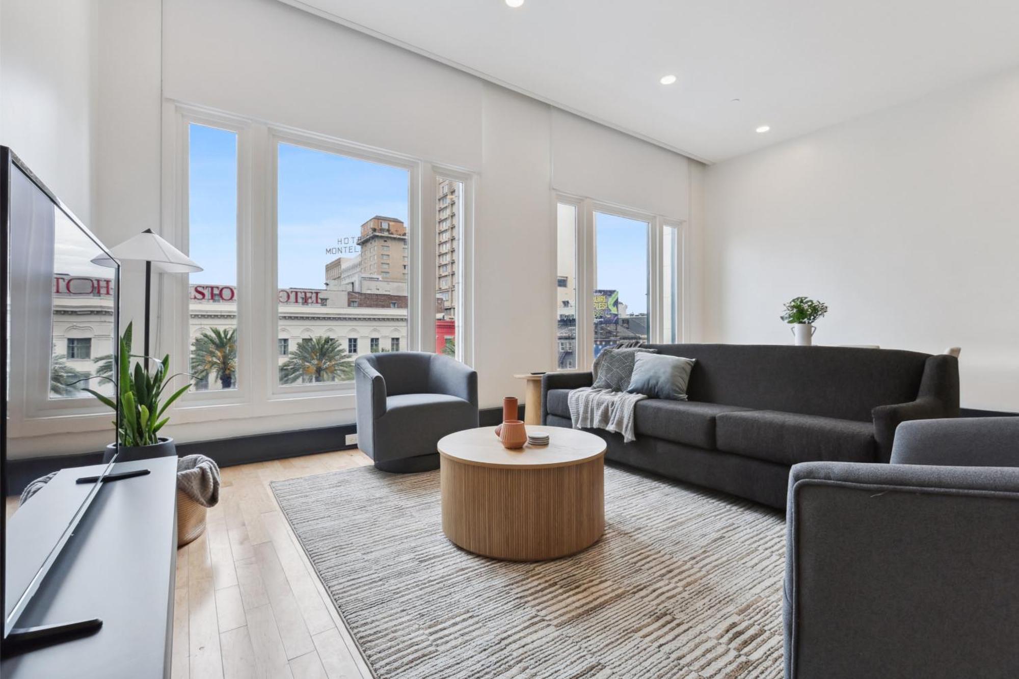 Apartment Roami At 714 Canal New Orleans