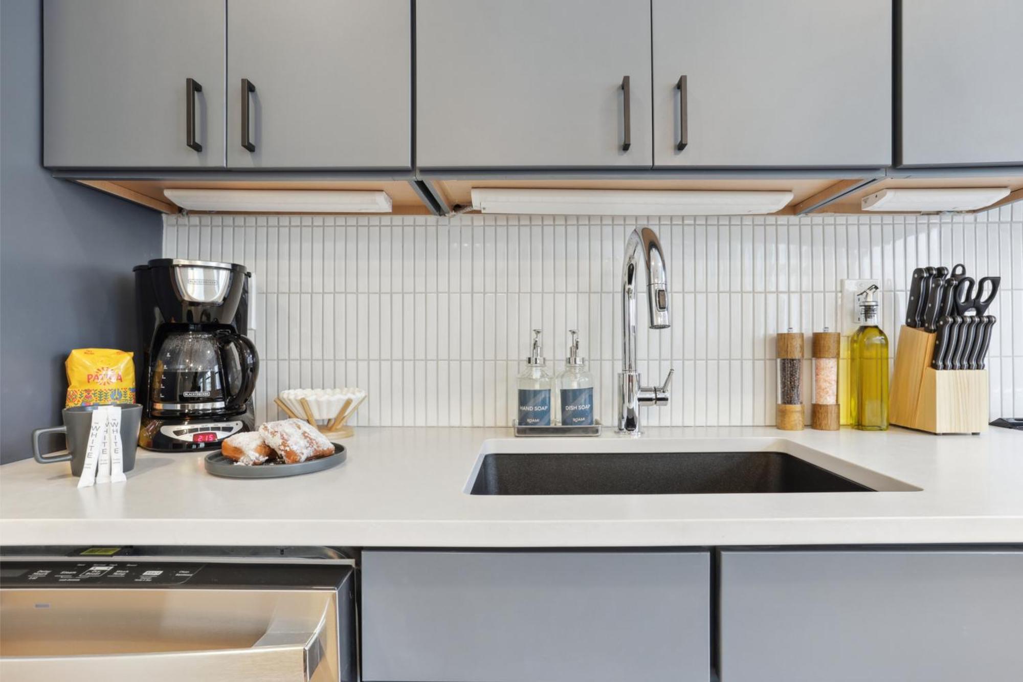 Apartment Roami At 714 Canal