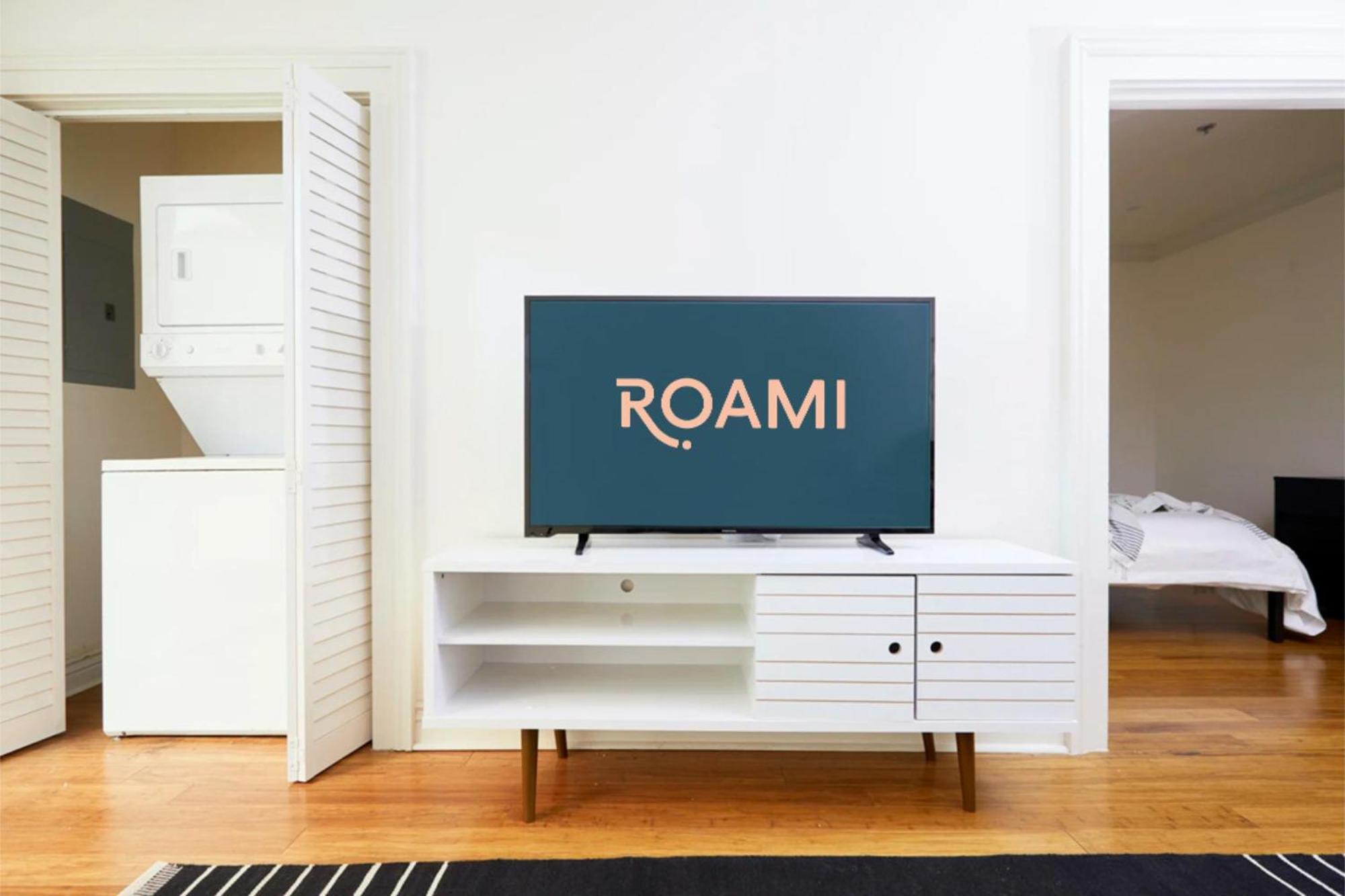 Roami At The Mandeville Apartment