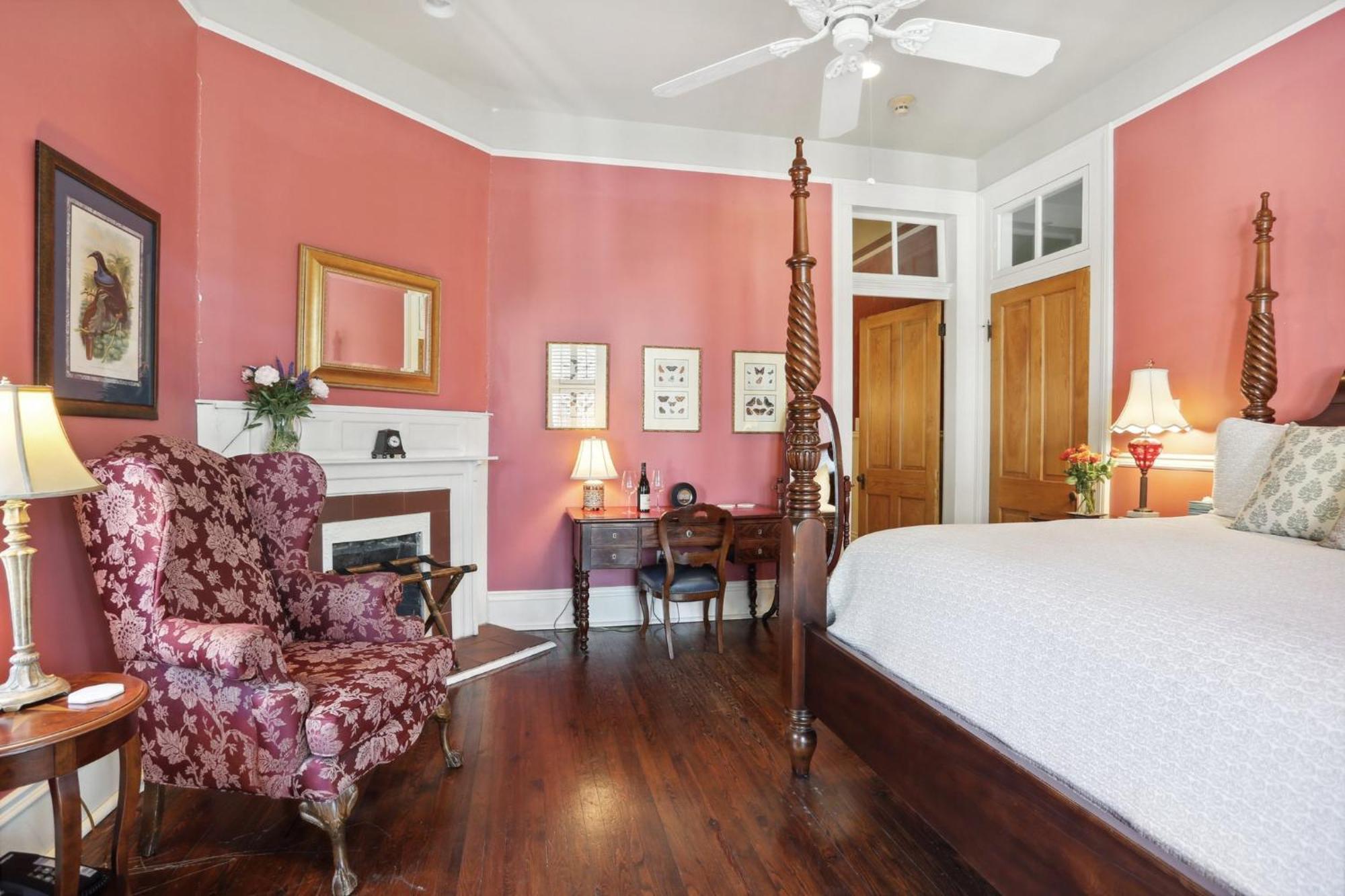 Bed & Breakfast Maison Perrier 4*