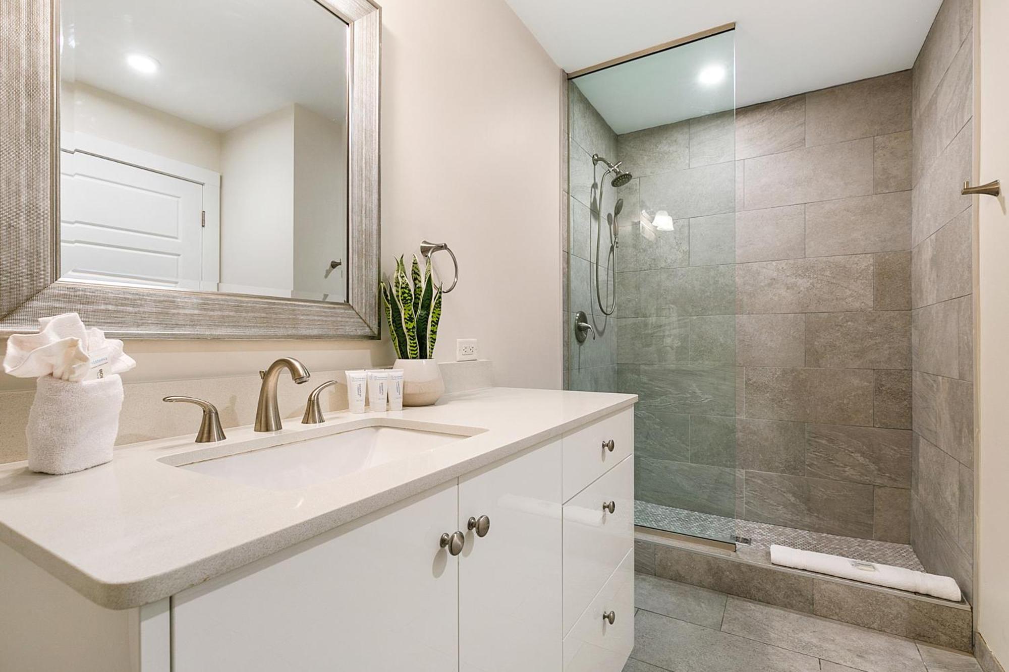 Nola Charm - Luxury 4-bed Retreat Steps From French Quarter * New Orleans