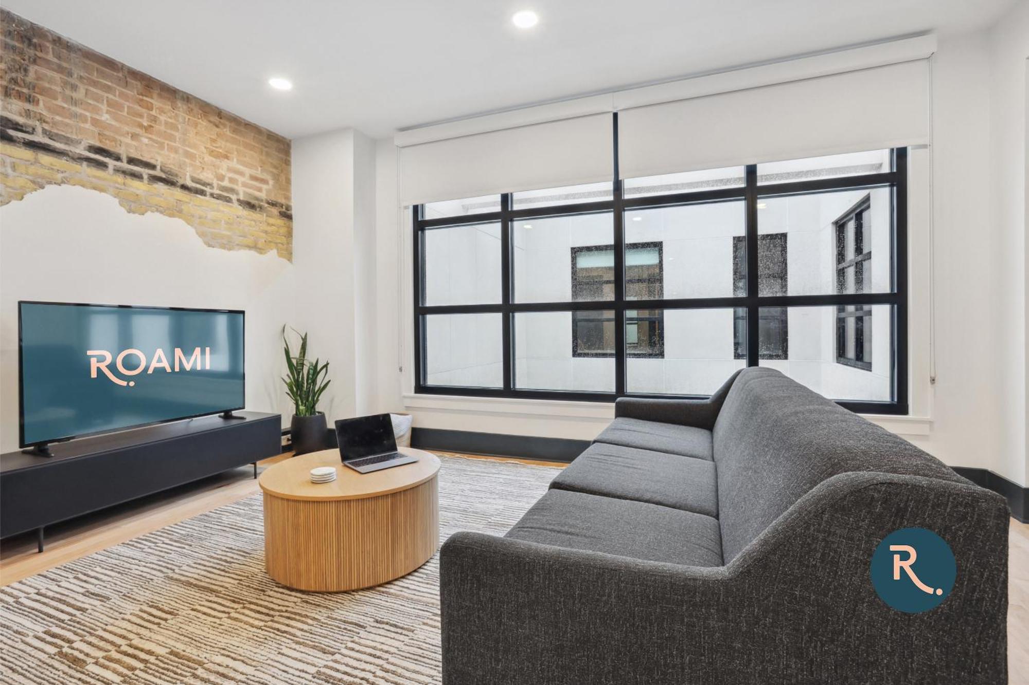 Roami At 714 Canal Apartment