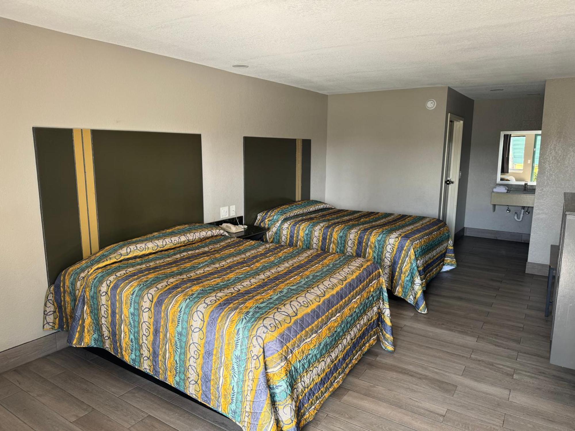 Hotel Nola &