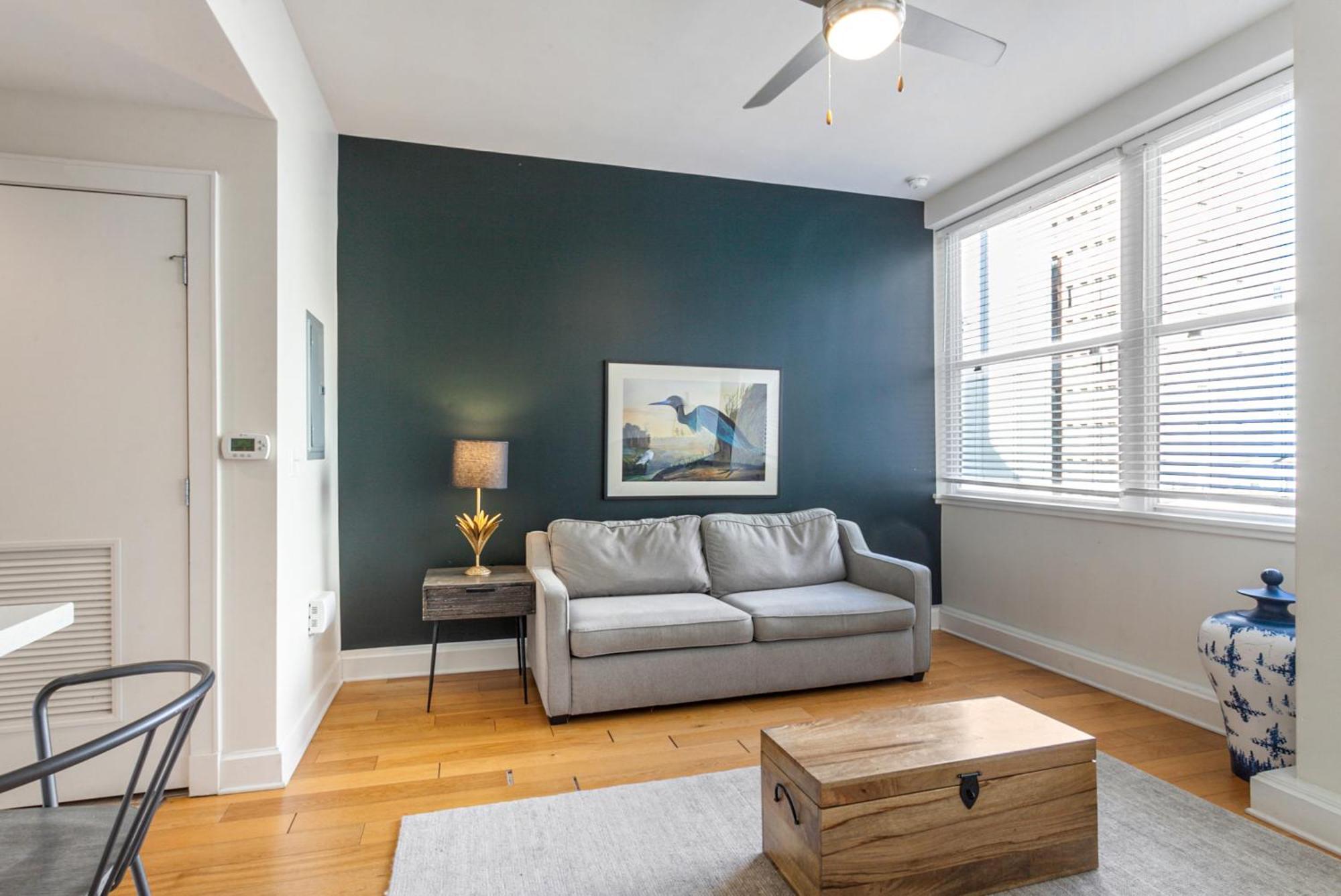 Apartment Spacious Modern Near French Quarter
