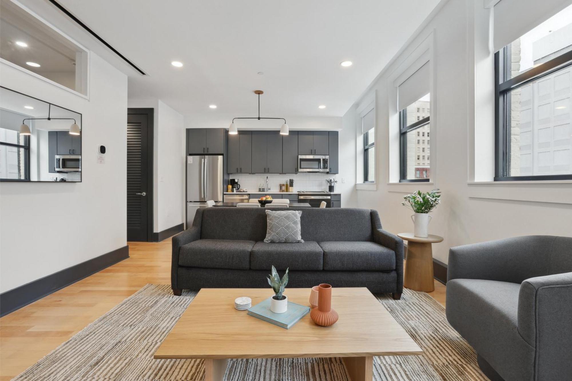 Apartment Roami At 714 Canal