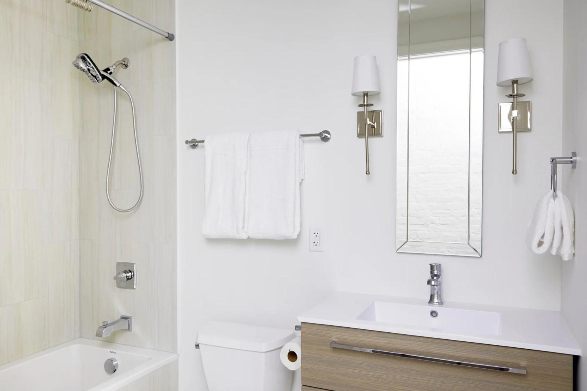 Apartment Roami At St. Charles New Orleans