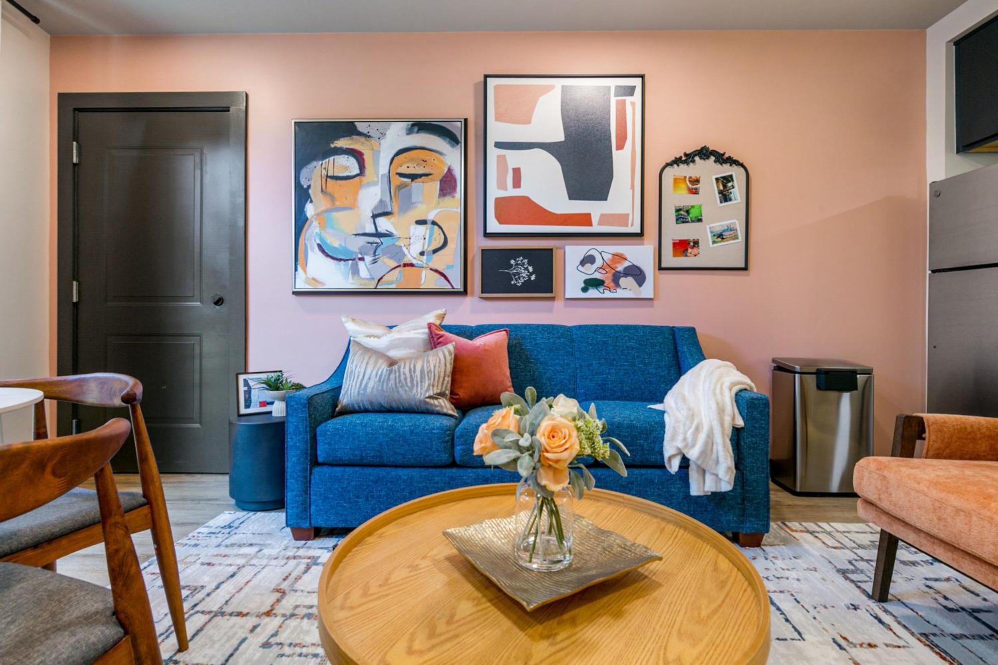 The Pelican By Hosteeva Apartment