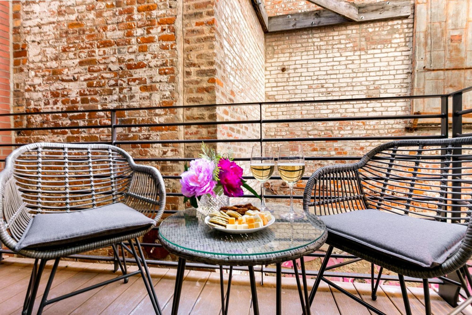 The Pelican By Hosteeva Apartment New Orleans