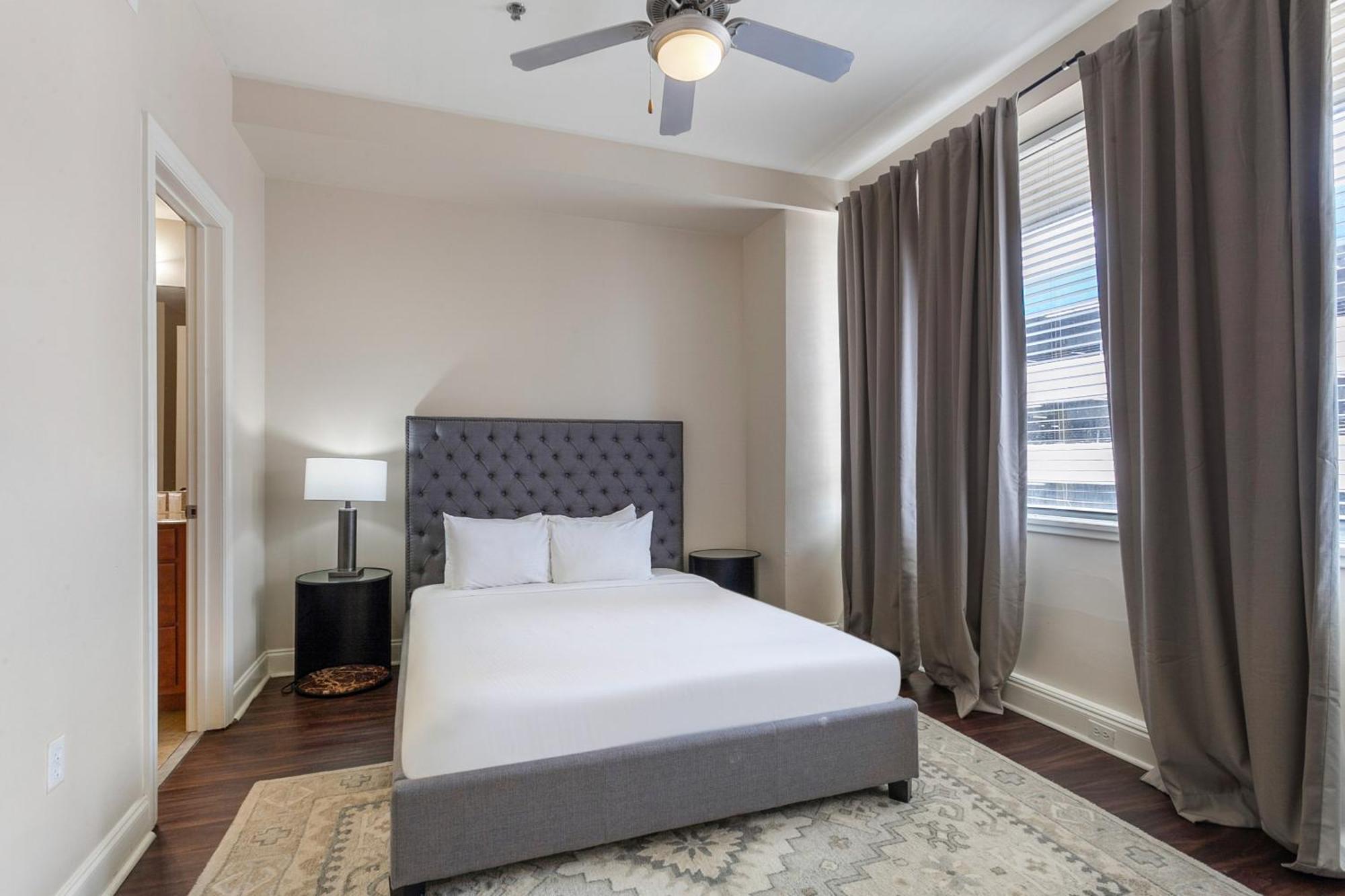 Spacious Modern Near French Quarter * New Orleans