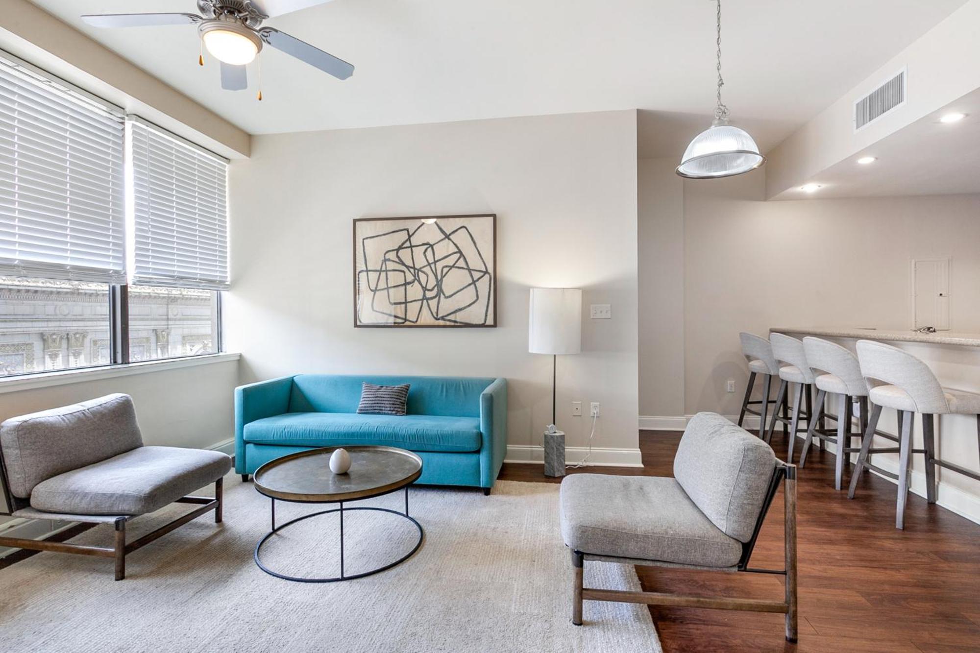 Apartment Spacious Modern Near French Quarter