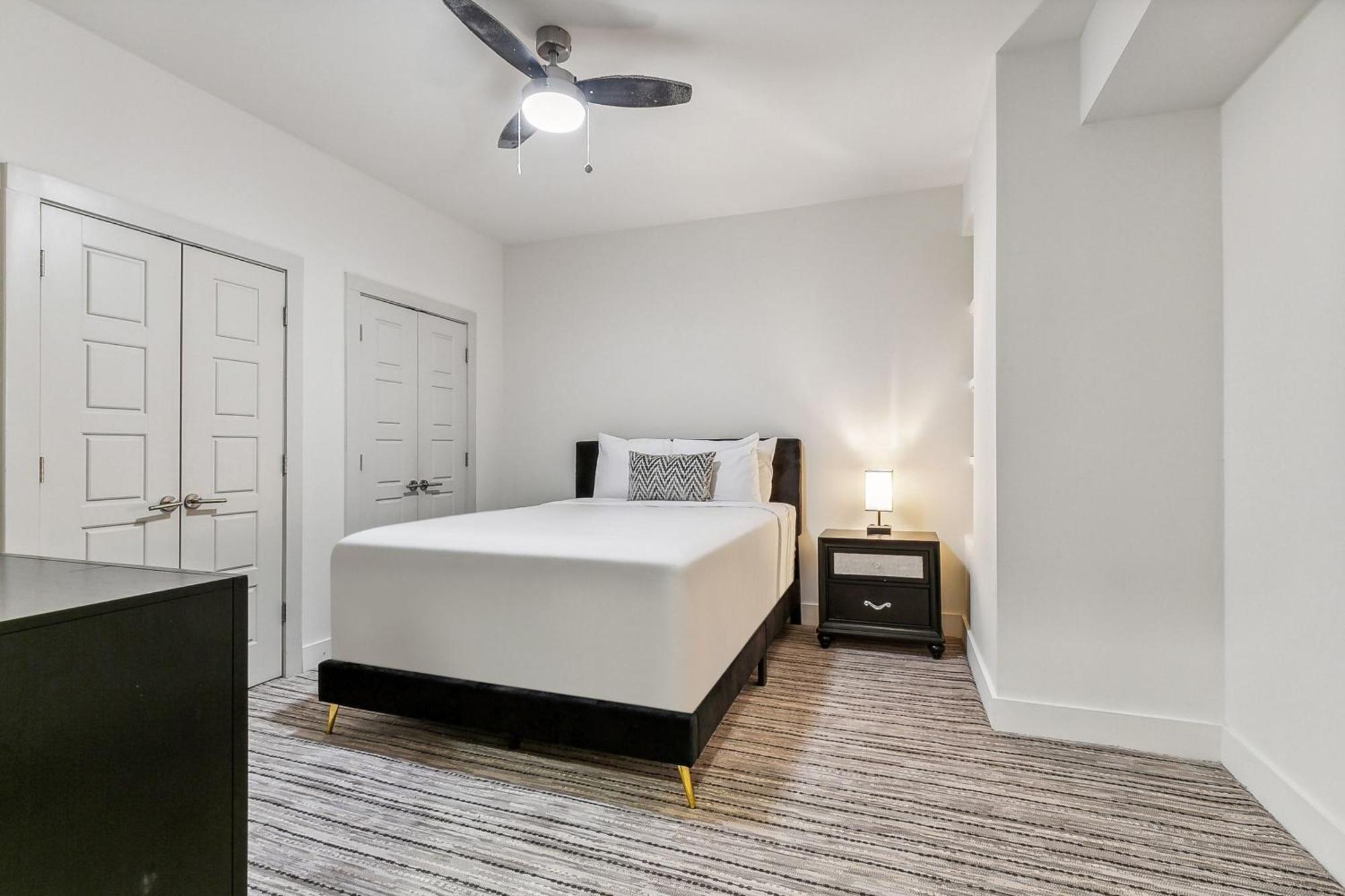 Modern & Fully Furnished In The Heart Of The New Orleans