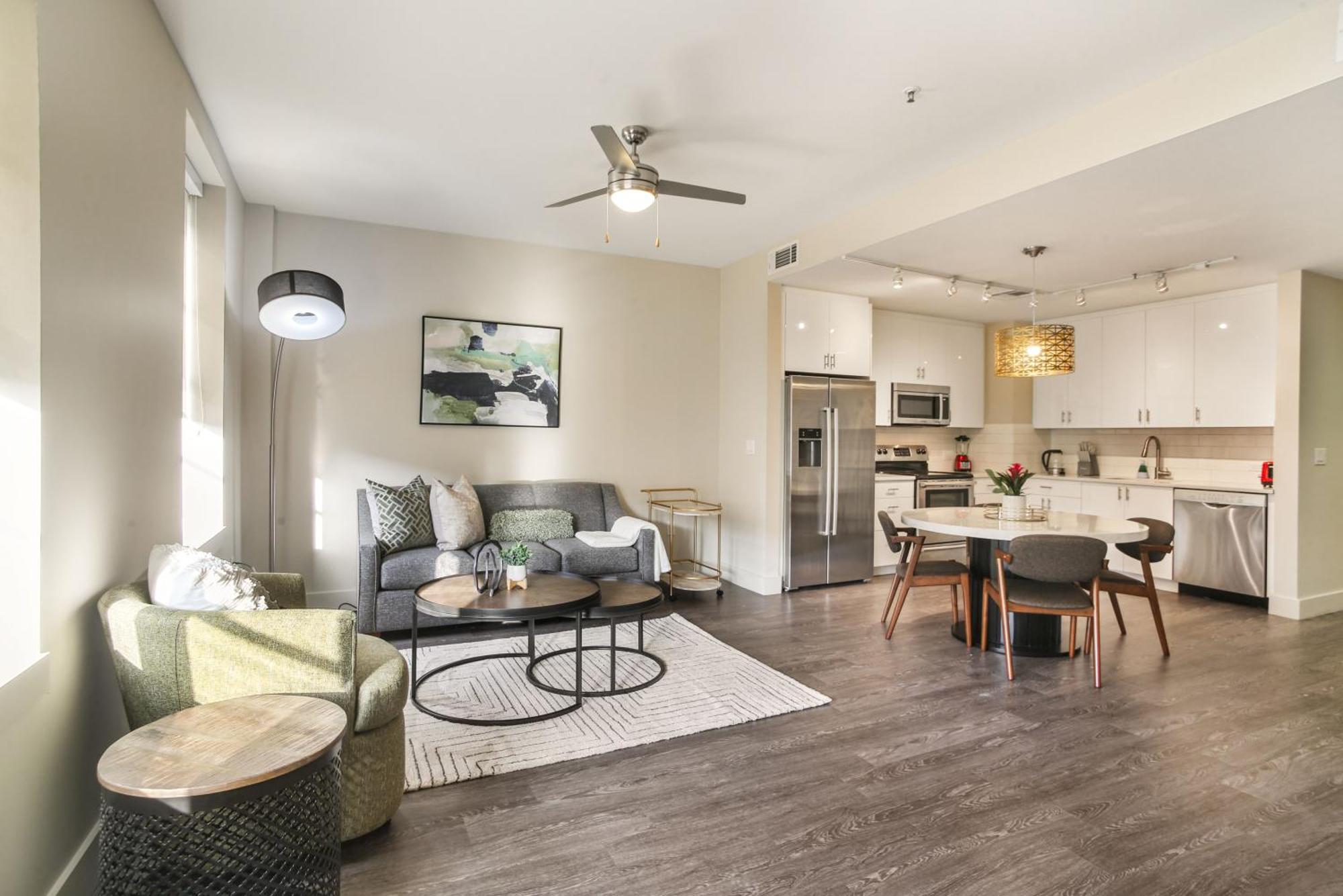 Modern & Fully Furnished In The Heart Of The Apartment New Orleans